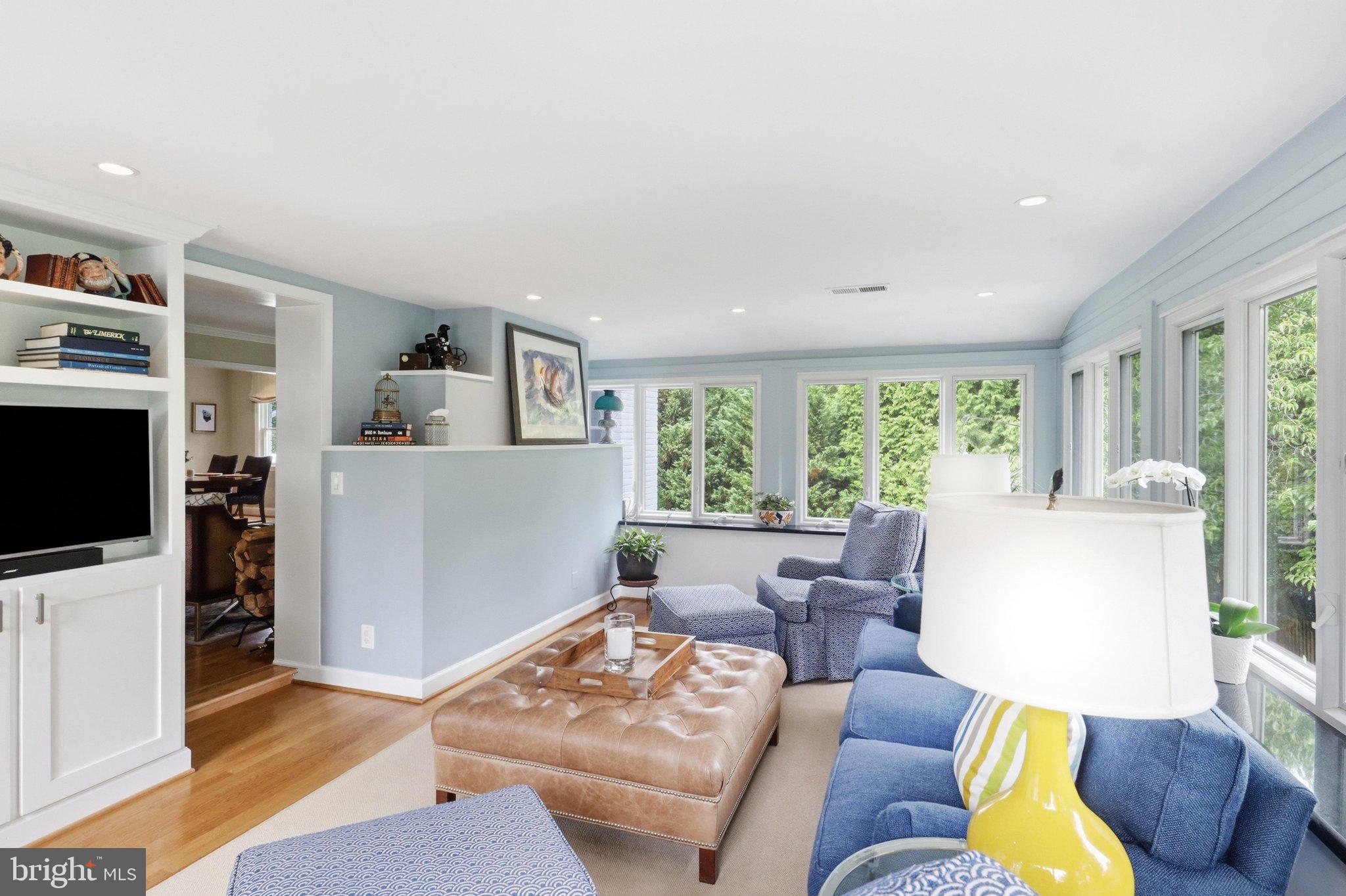 CHESTERBROOK WOODS - Residential