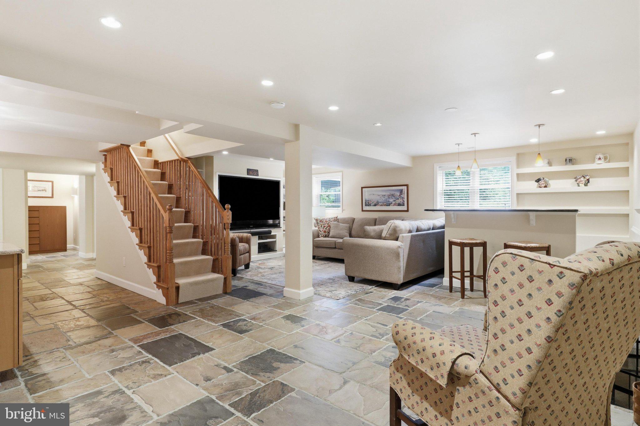 CHESTERBROOK WOODS - Residential