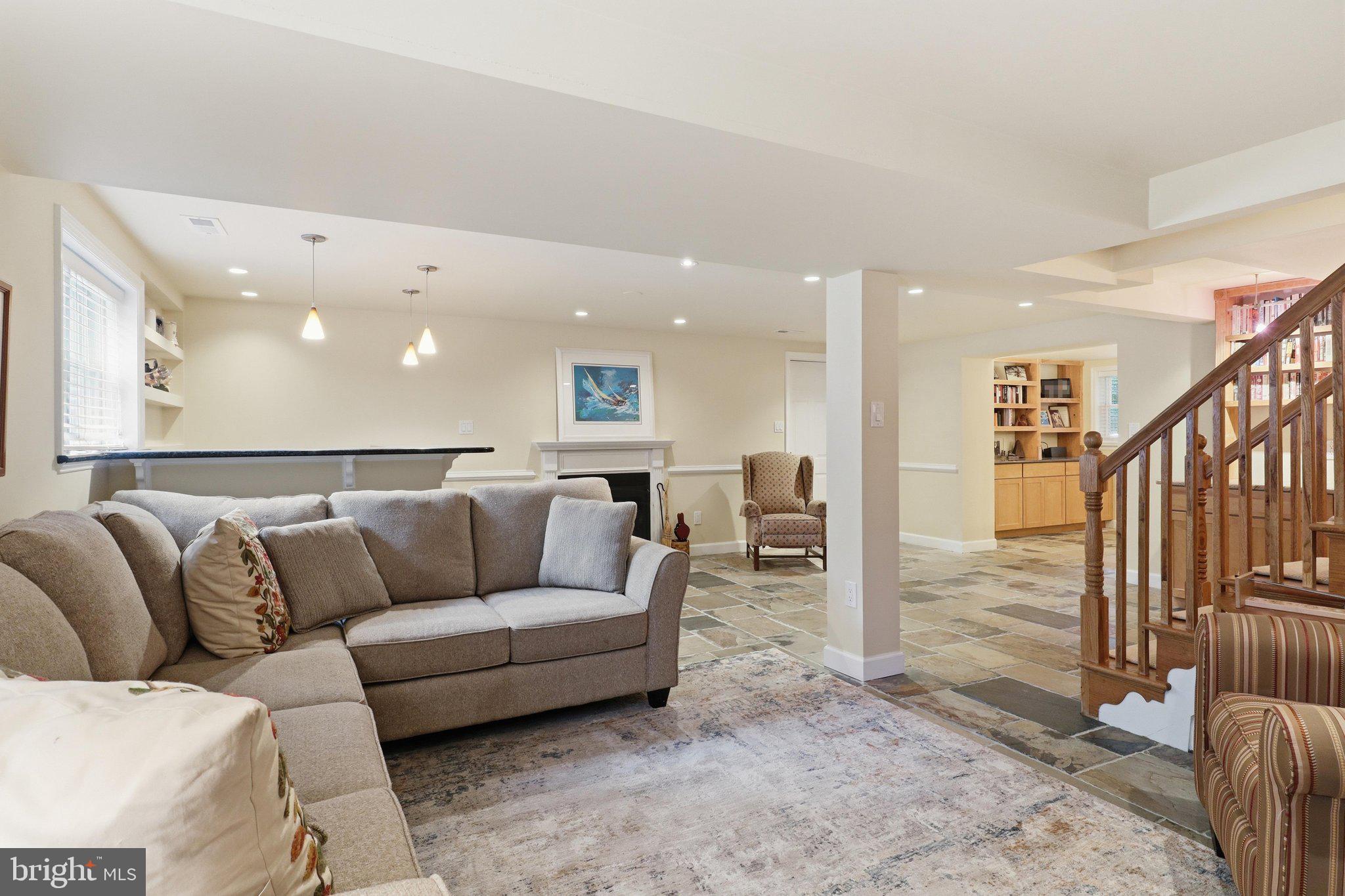 CHESTERBROOK WOODS - Residential