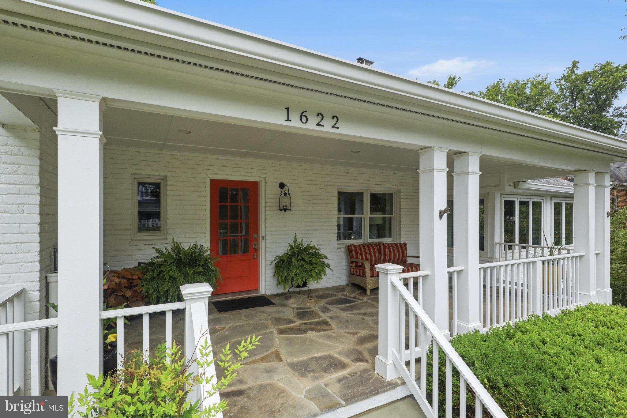 CHESTERBROOK WOODS - Residential