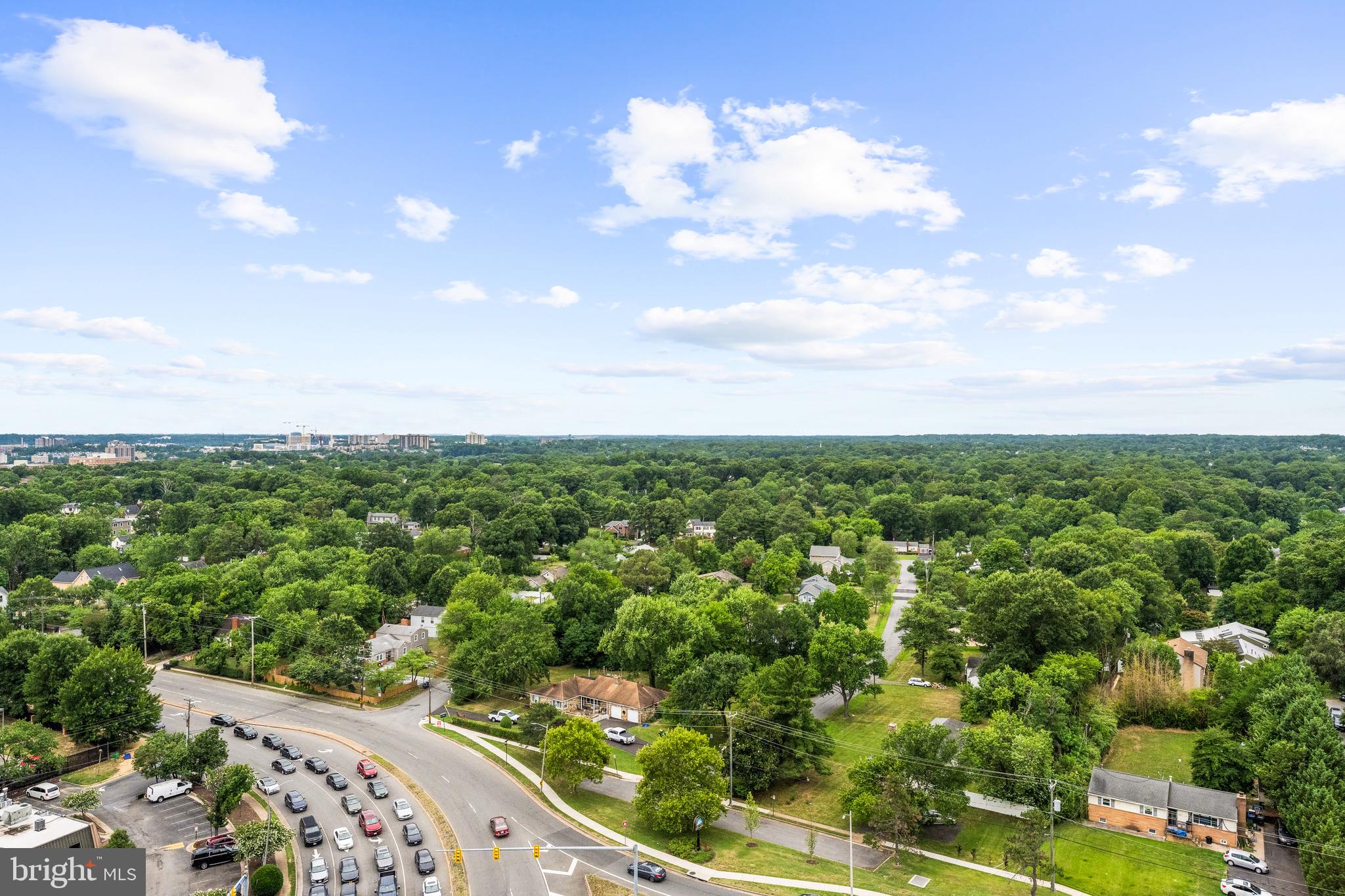 SKYLINE SQUARE CONDO - Residential