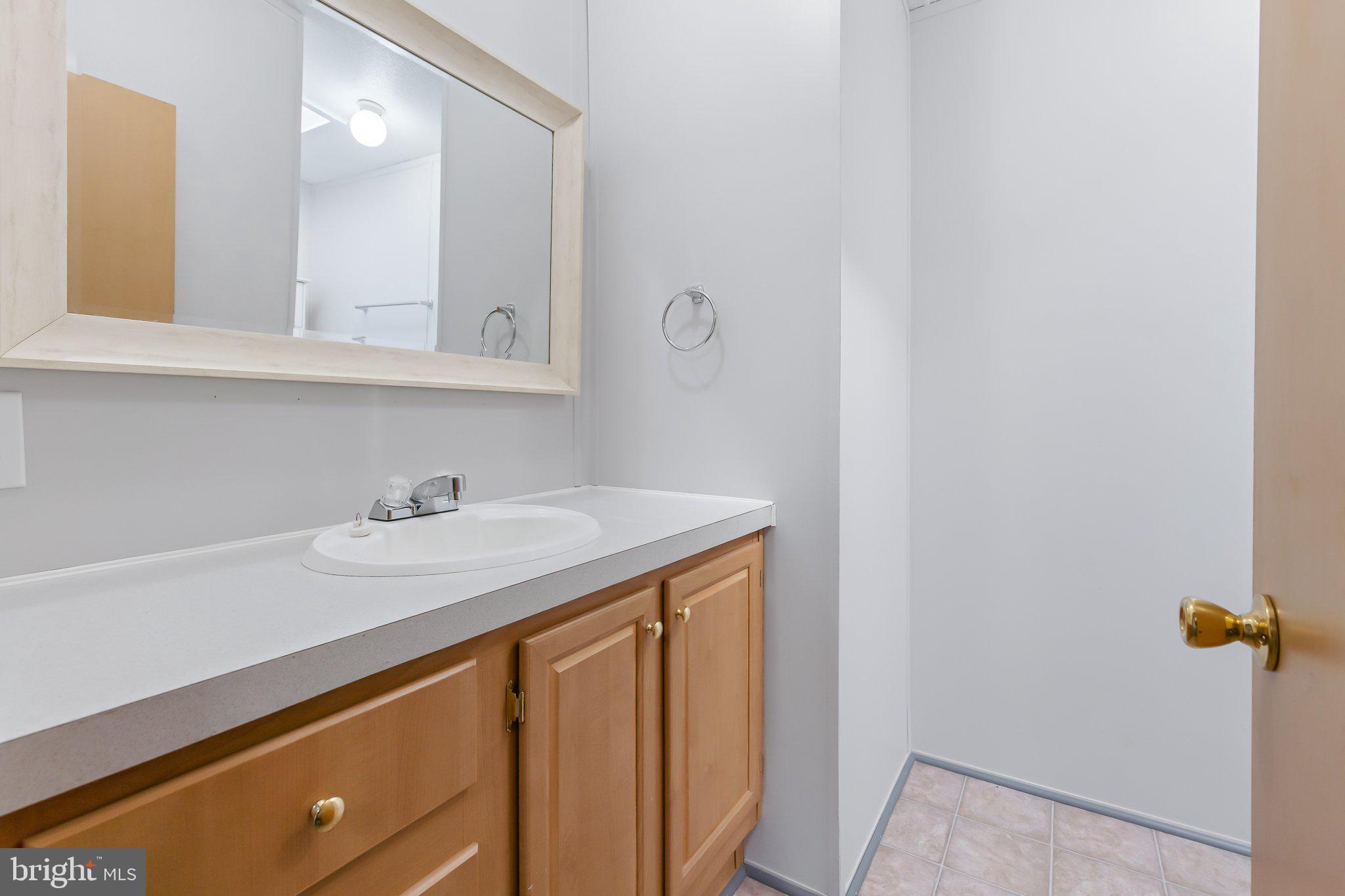 SOUTHLAND HILLS - Residential