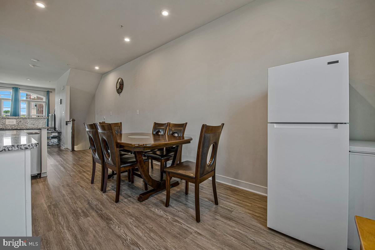 GREENBELT STATION - Residential