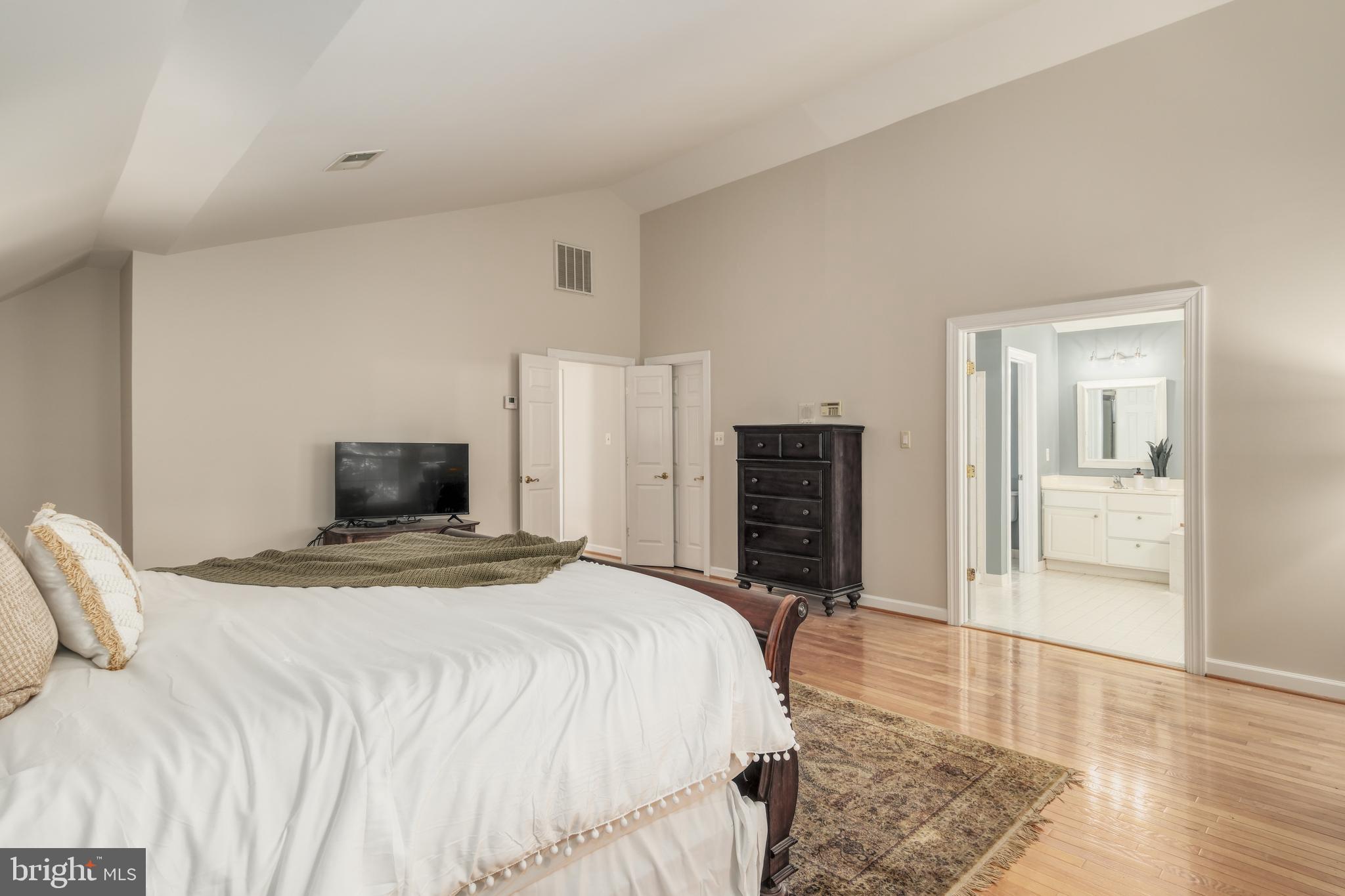 BARRINGTON - Residential