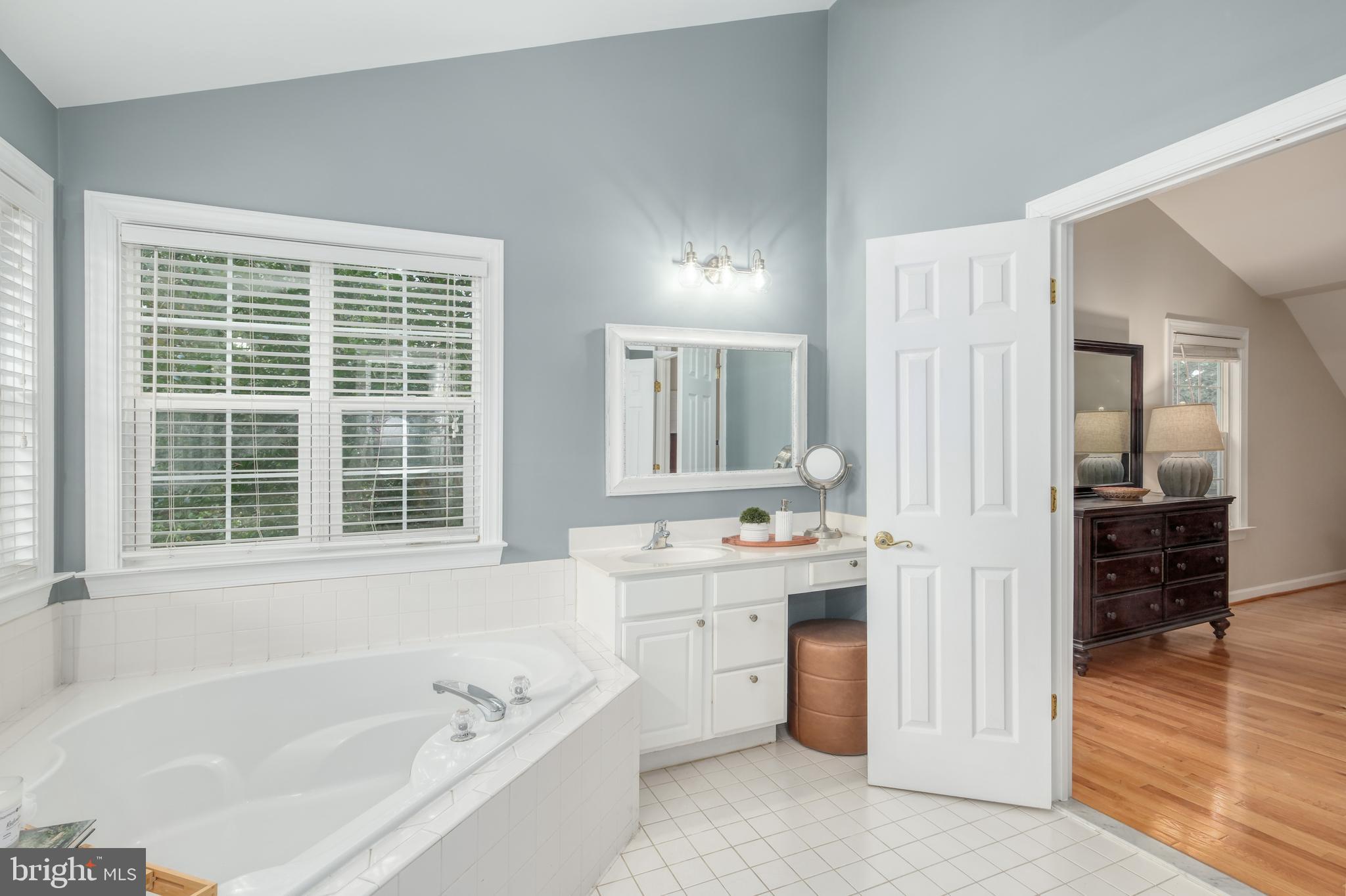 BARRINGTON - Residential