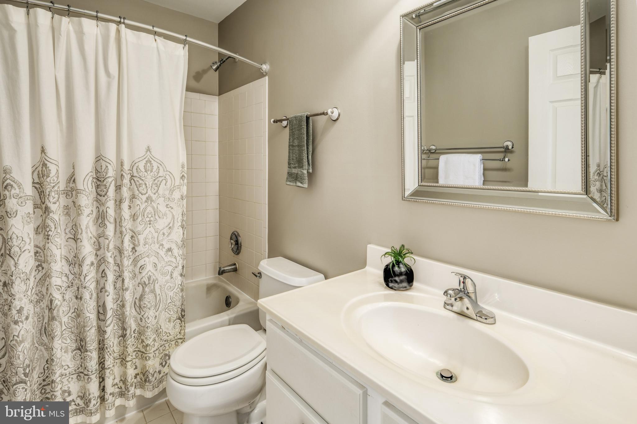 BARRINGTON - Residential