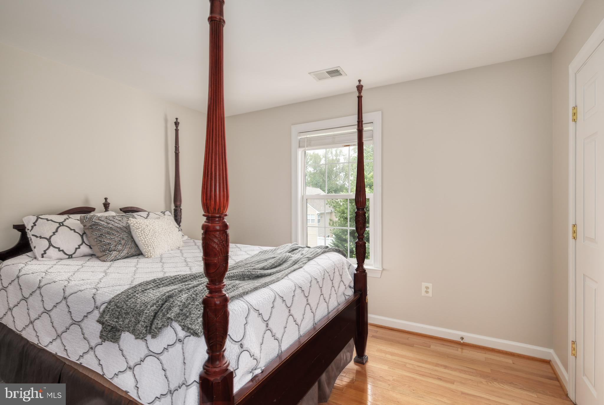 BARRINGTON - Residential