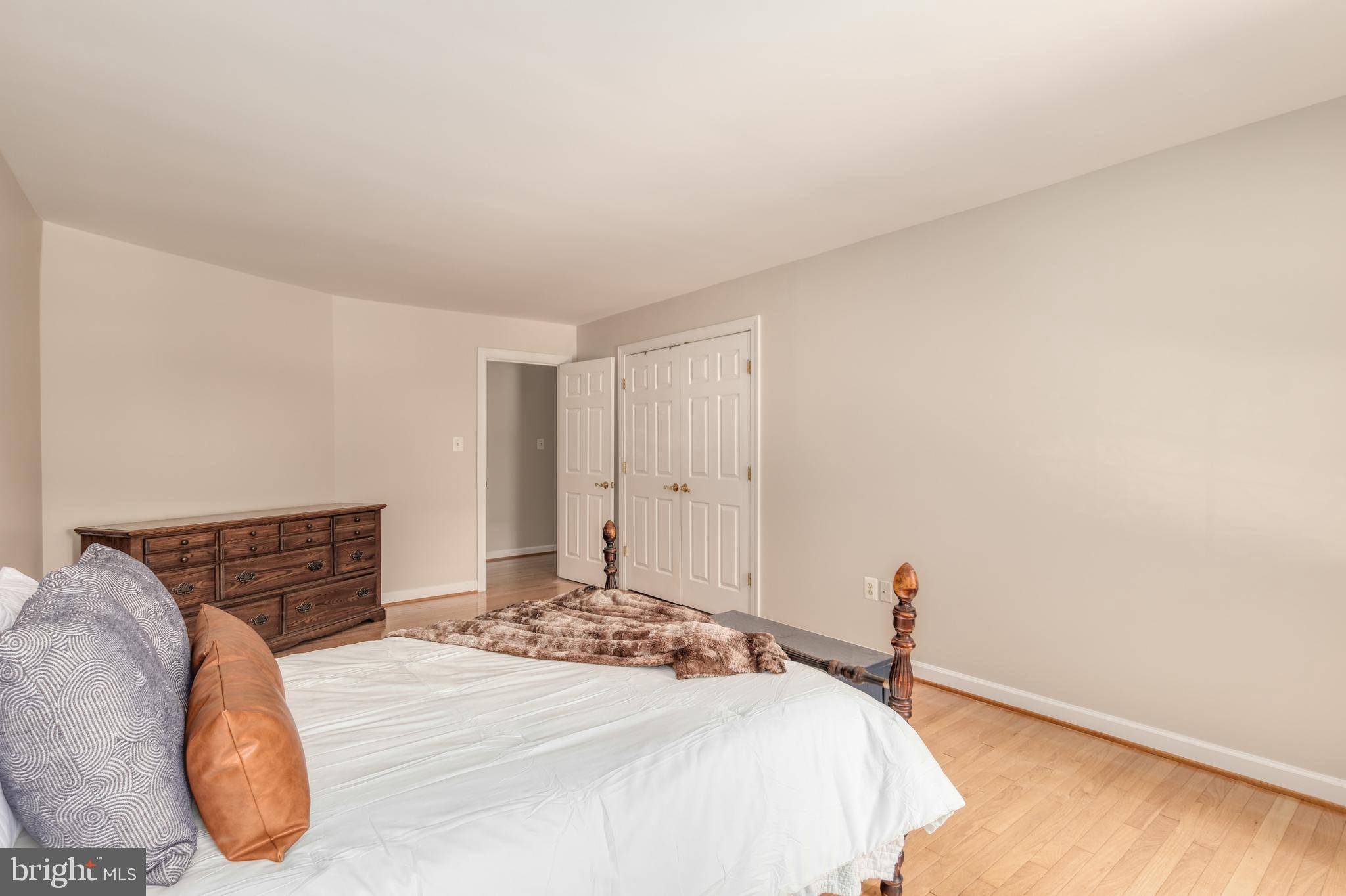 BARRINGTON - Residential