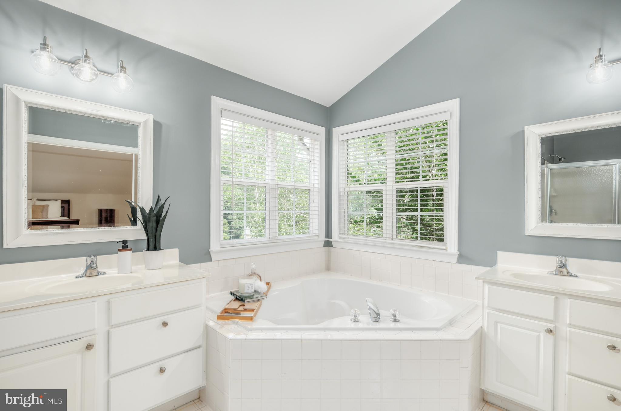 BARRINGTON - Residential