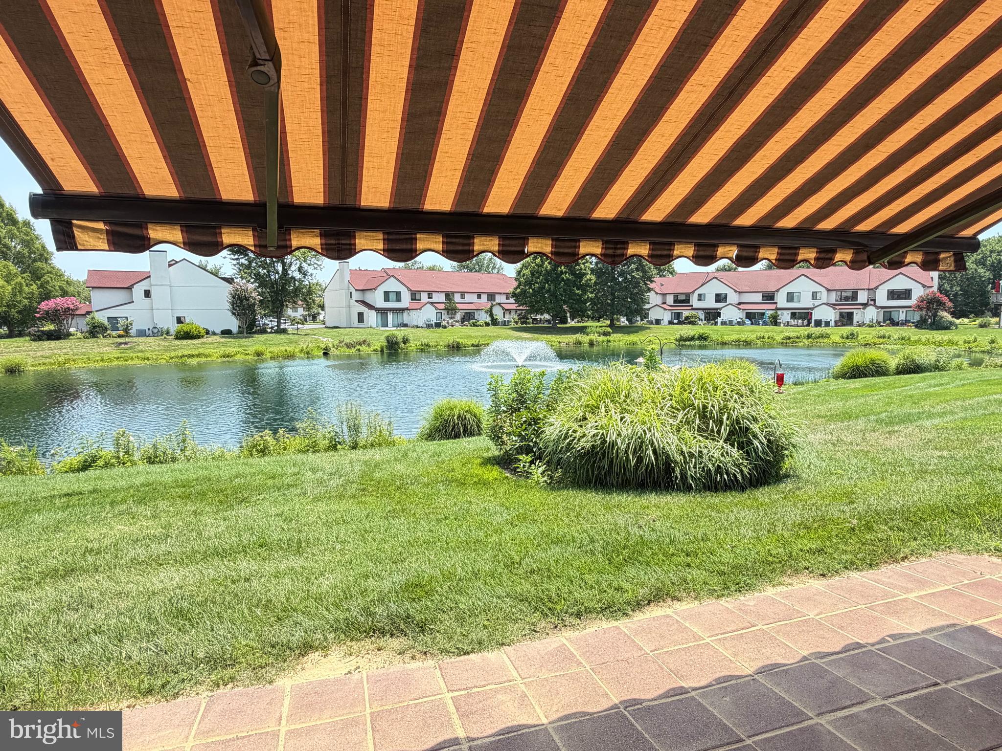 QUEENS LANDING - Residential