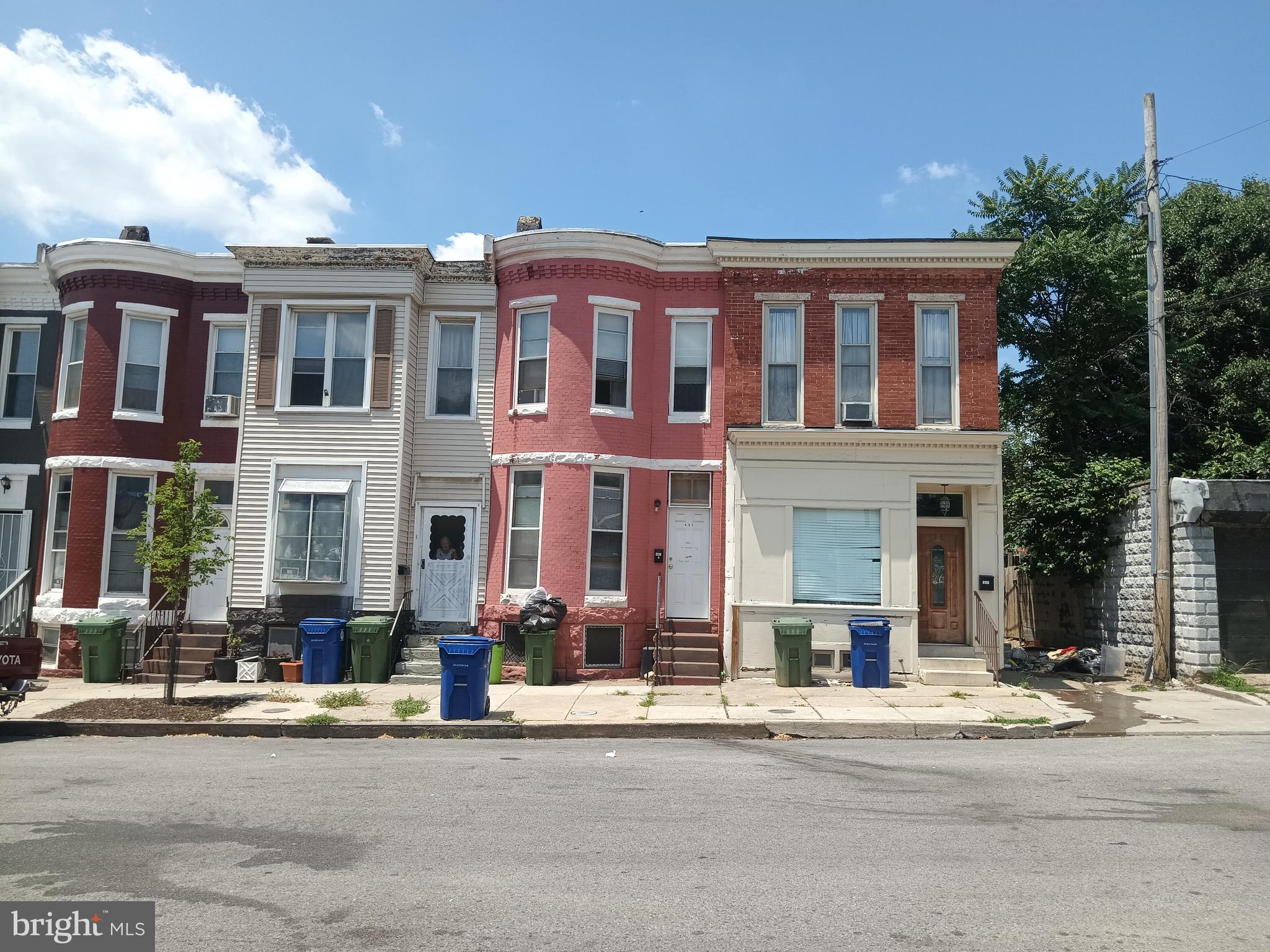 ONLINE AUCTION: Bidding begins 07/24/2026 @ 10:00 AM. Bidding ends 07/28/2026 @ 11:40 AM. List Price is Suggested Opening Bid. Deposit: $5,000. This auction takes place on the Ashland Auction Group Website Bidding Platform. 2 Story Townhouse located in the Mount Clare area. JUST MINUTES to Carroll Park & the Carroll Park Golf Course. Easy access to major traffic artery Wilkens Ave. Property is occupied.