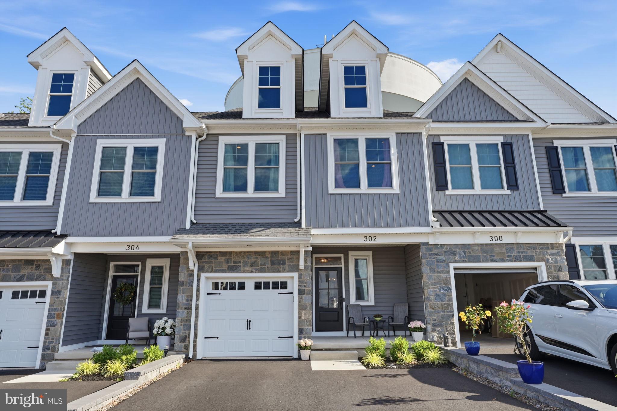 HIGHPOINT AT NEW BRITAIN - Residential