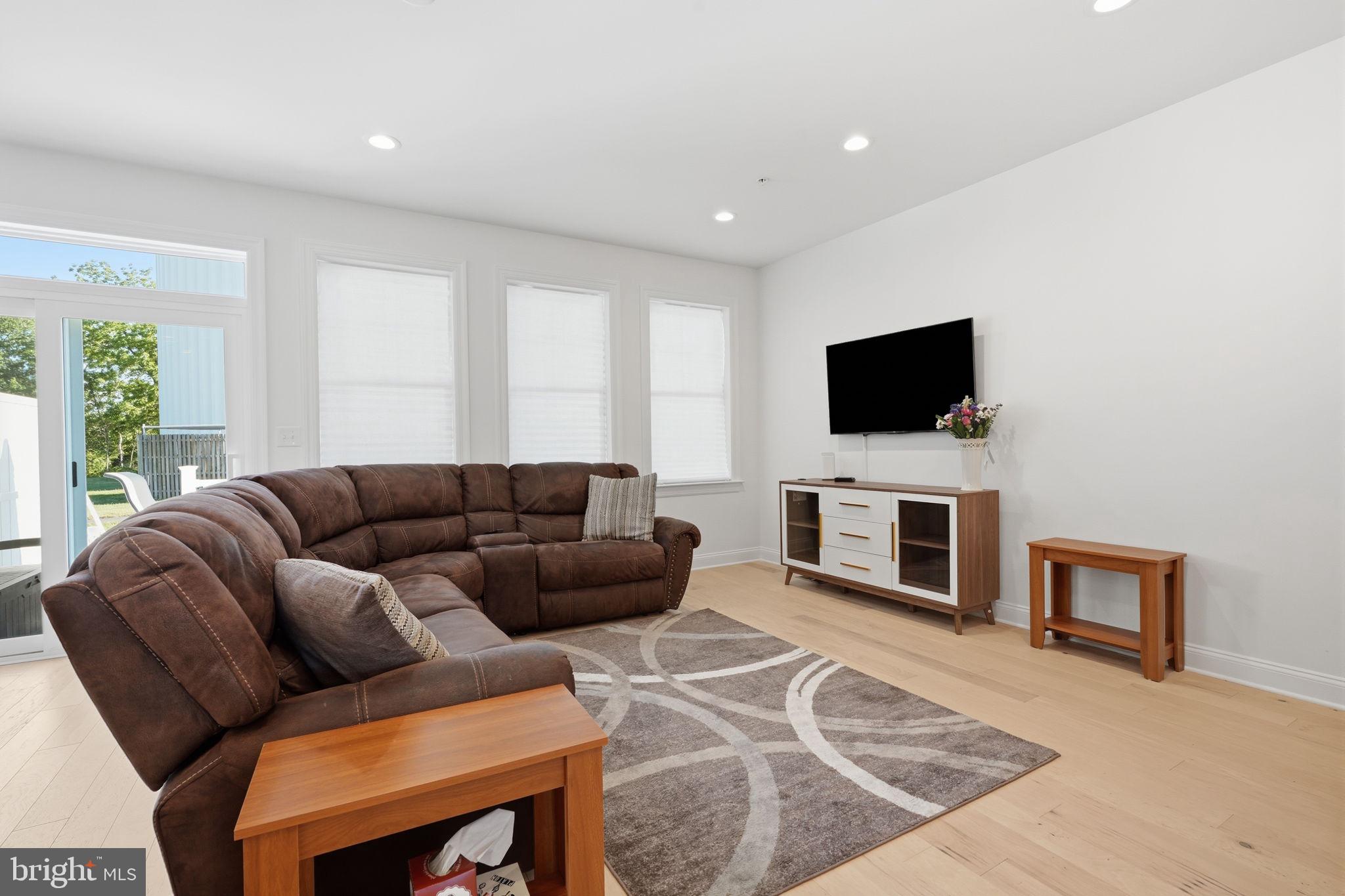HIGHPOINT AT NEW BRITAIN - Residential