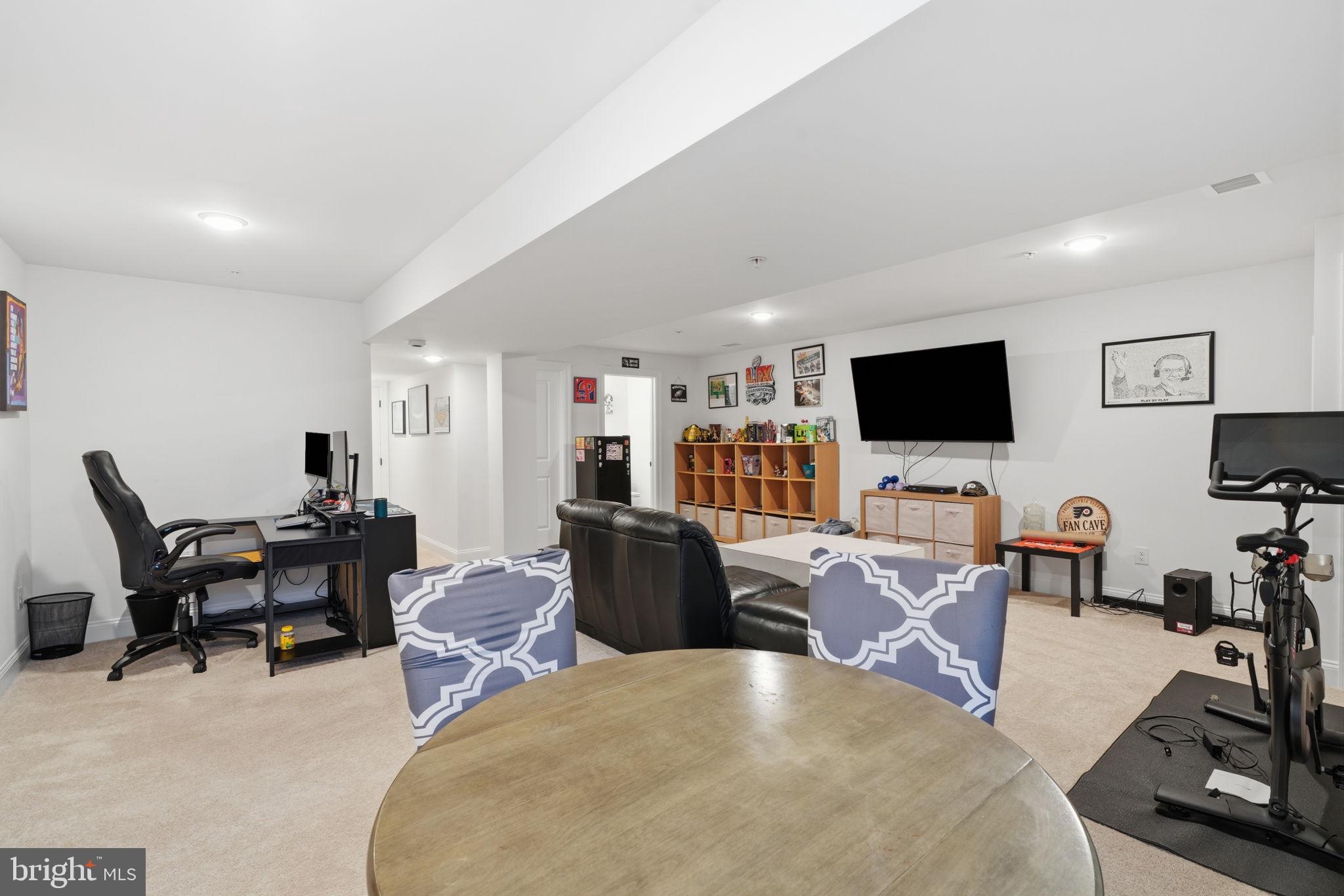 HIGHPOINT AT NEW BRITAIN - Residential