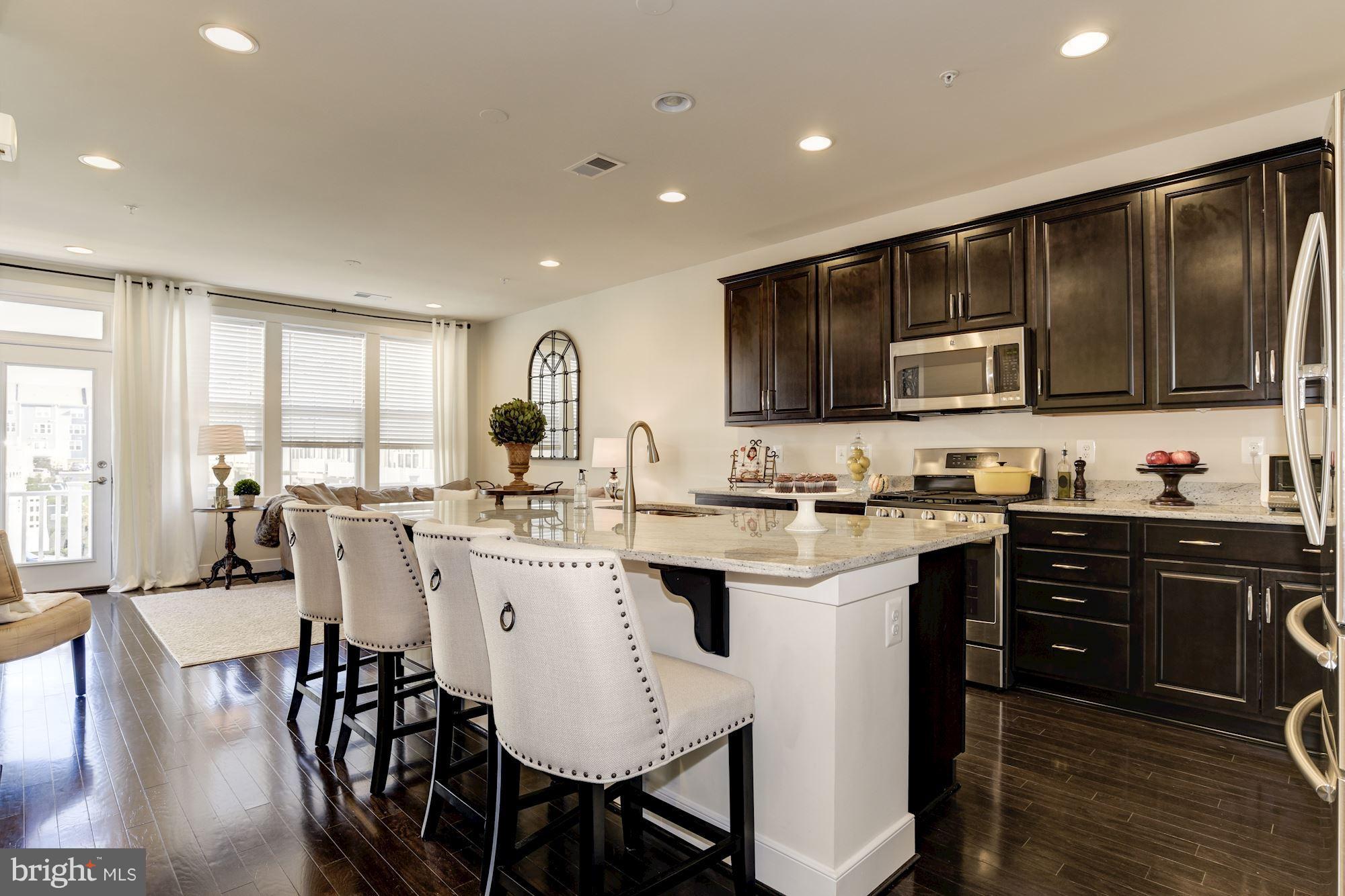 CROWN FARM - Residential