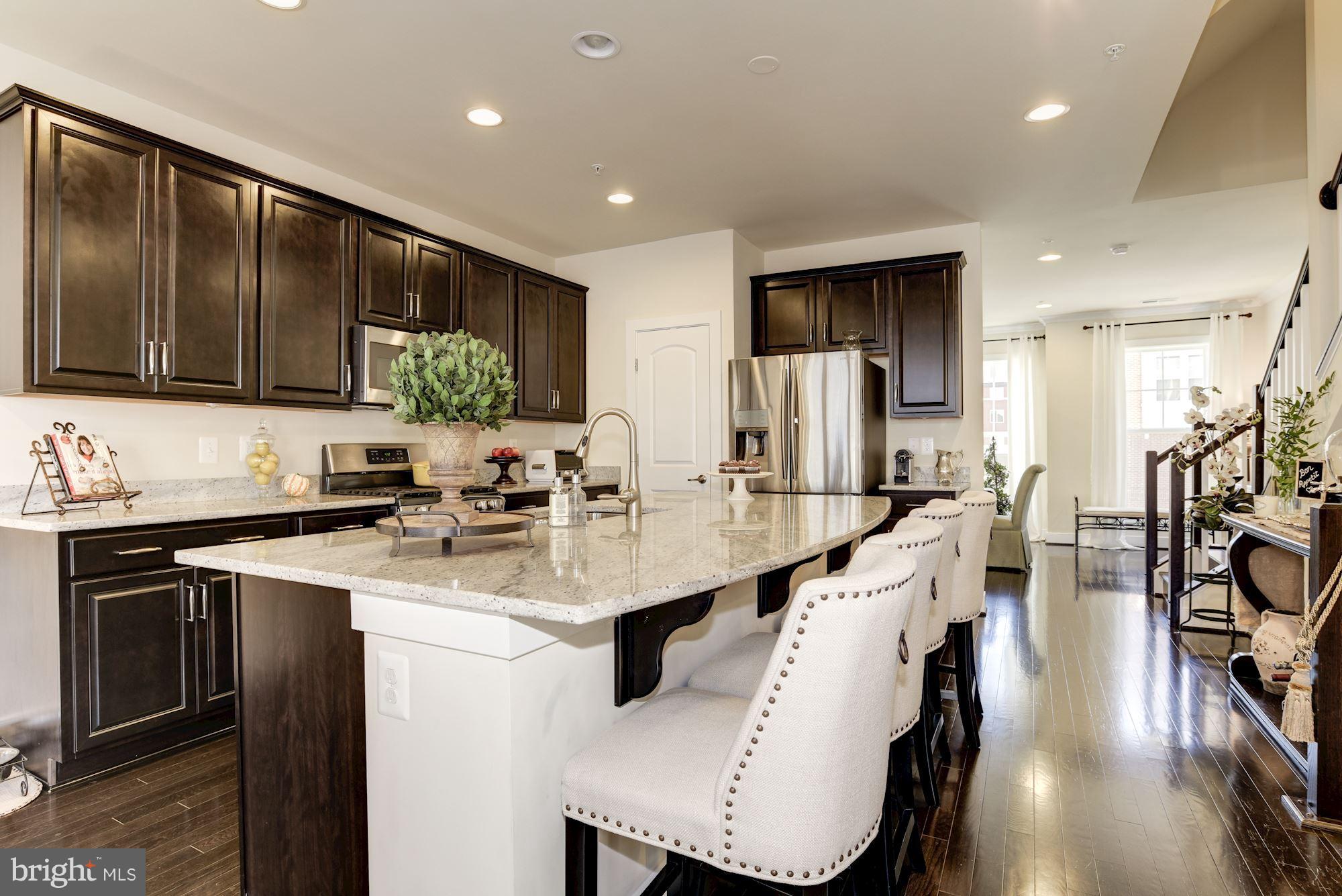 CROWN FARM - Residential