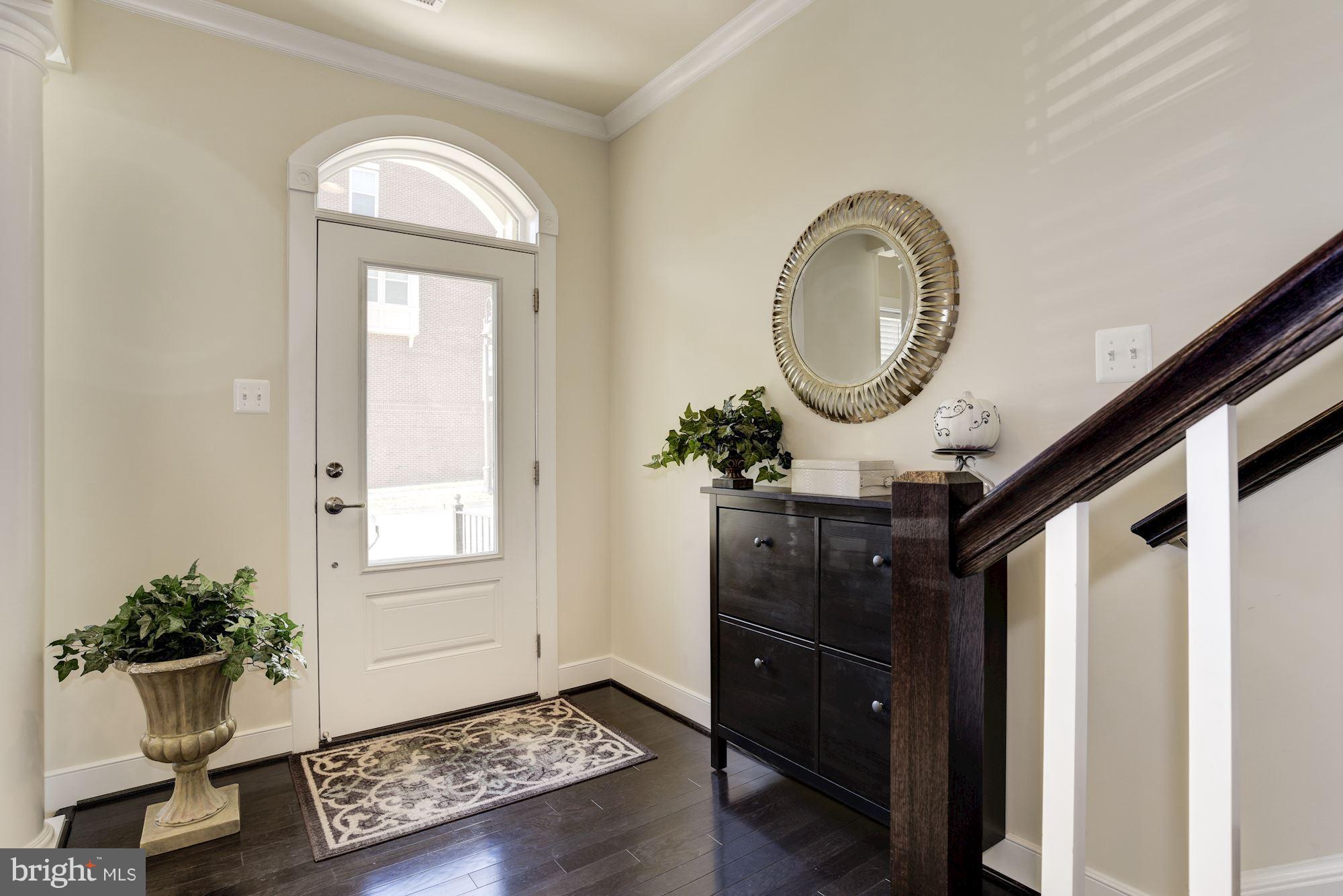 CROWN FARM - Residential
