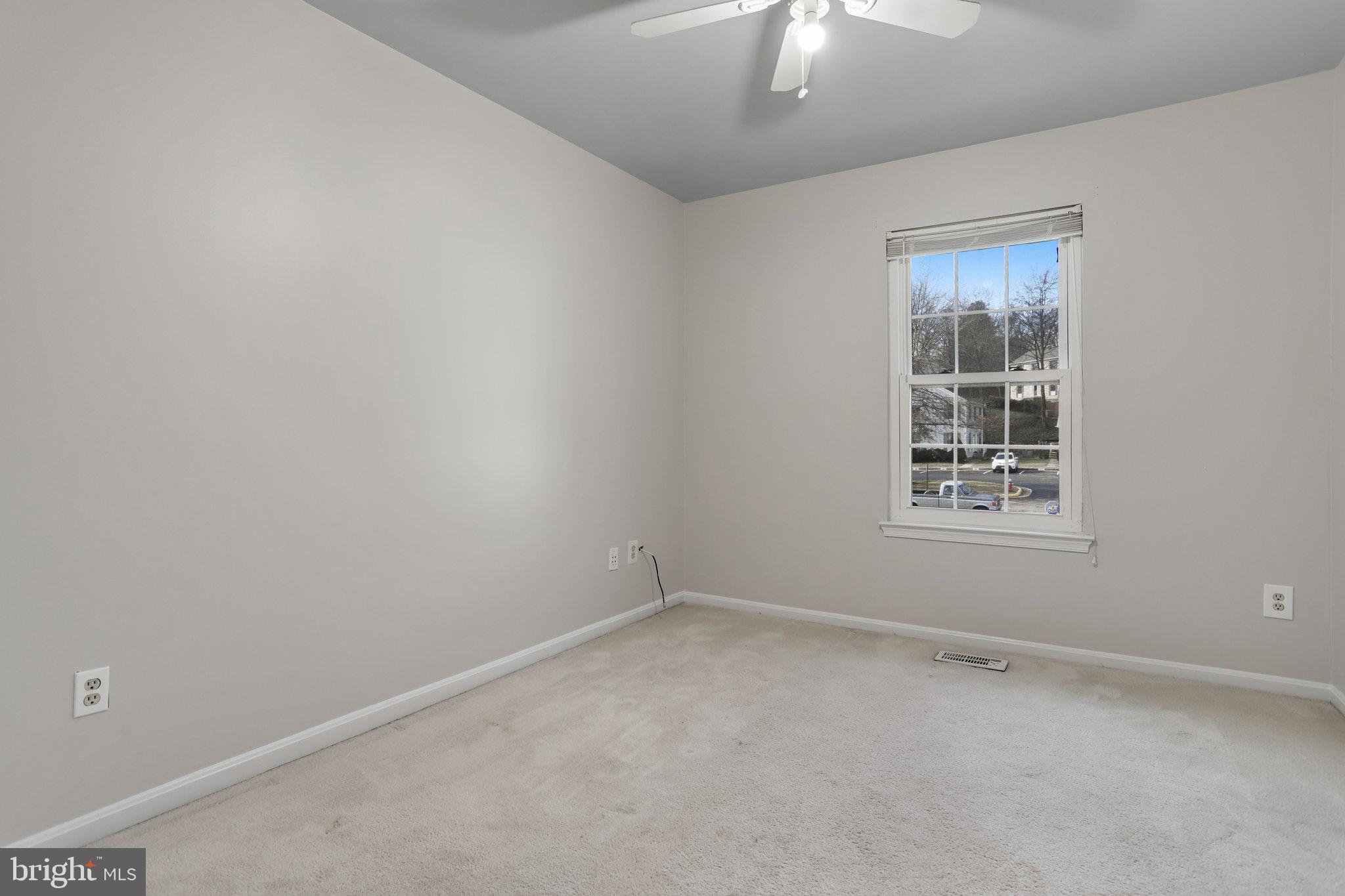 SPRINGFIELD OAKS - Residential Lease