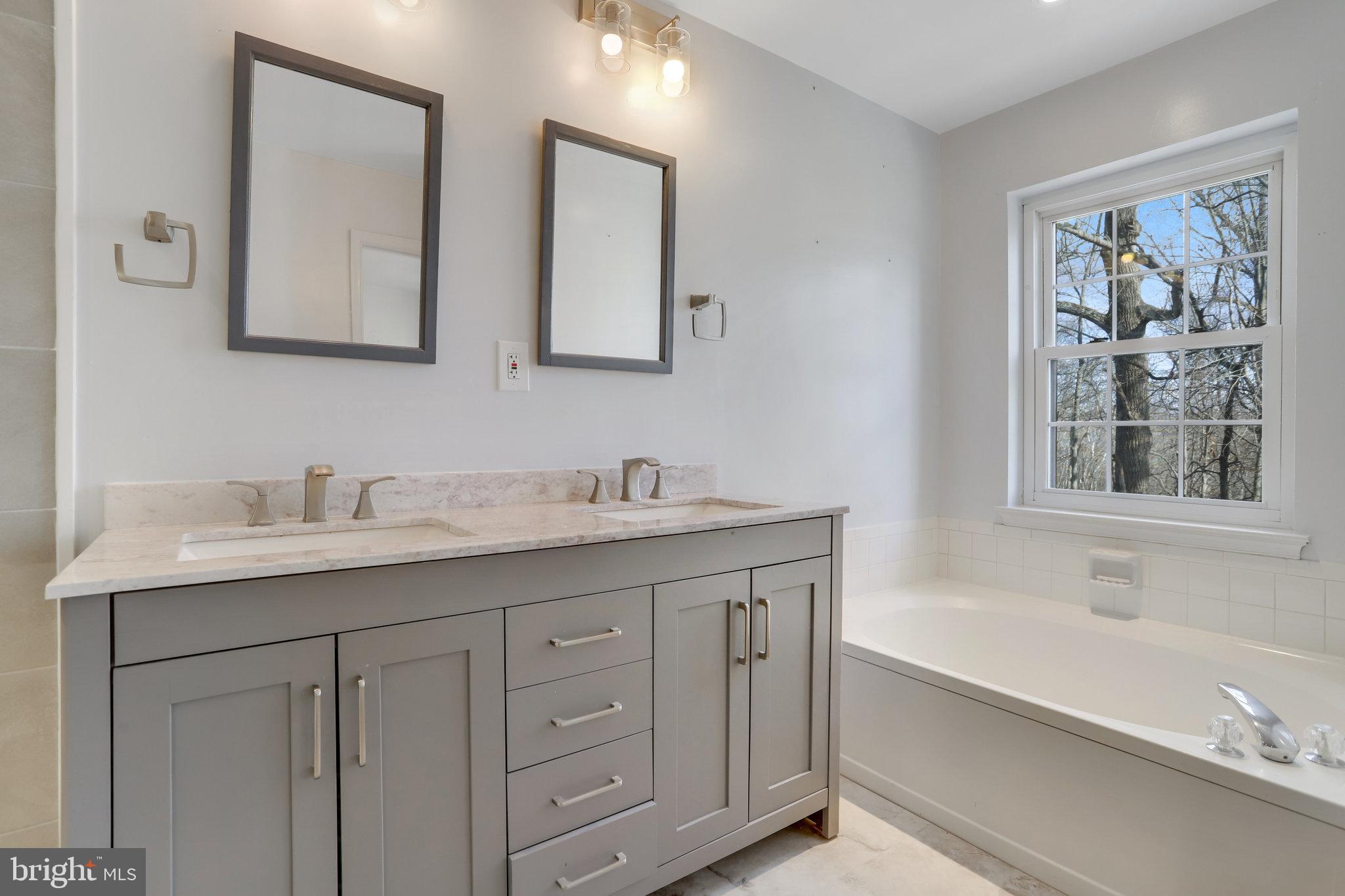 SPRINGFIELD OAKS - Residential Lease