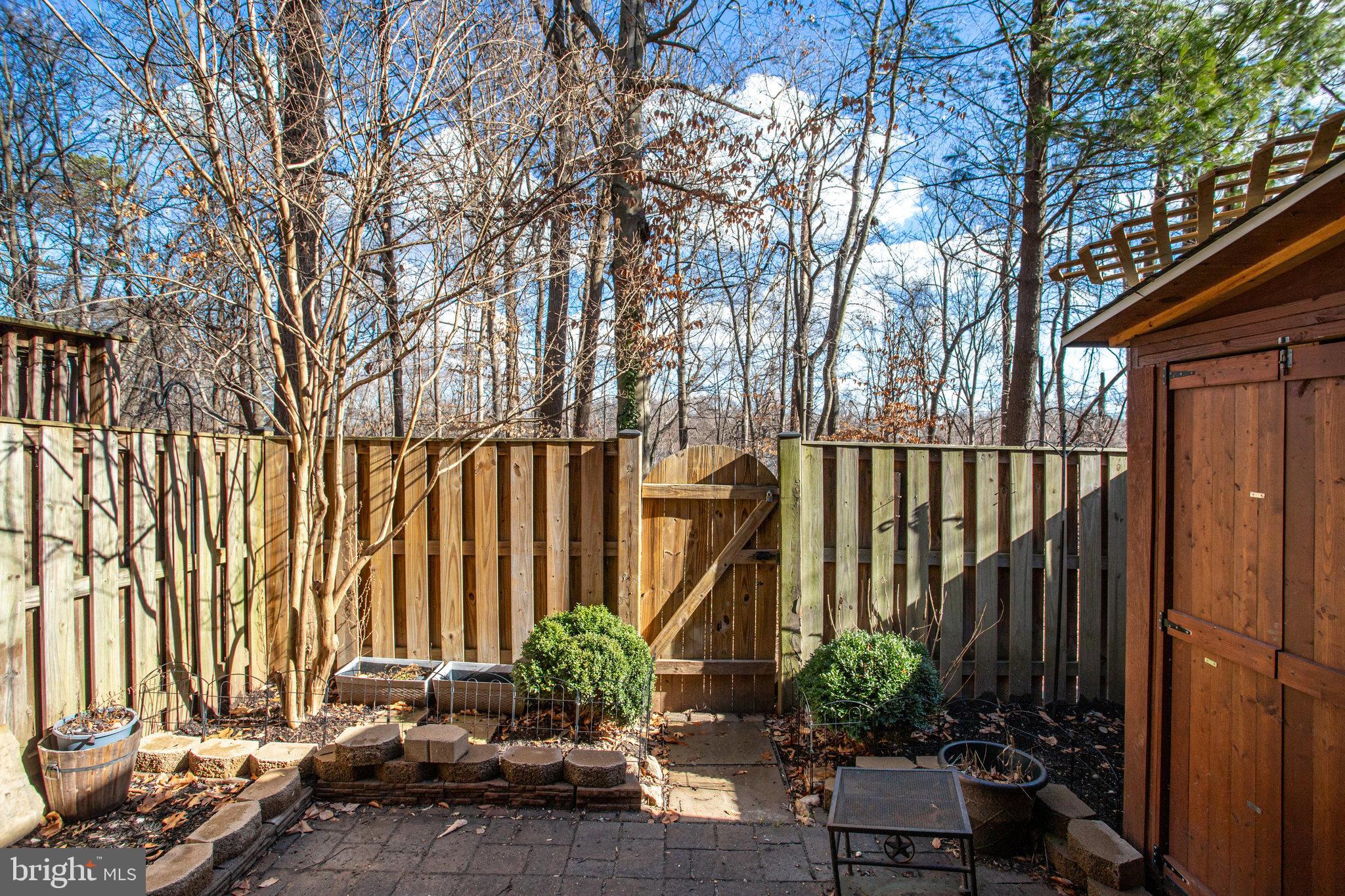 SPRINGFIELD OAKS - Residential Lease