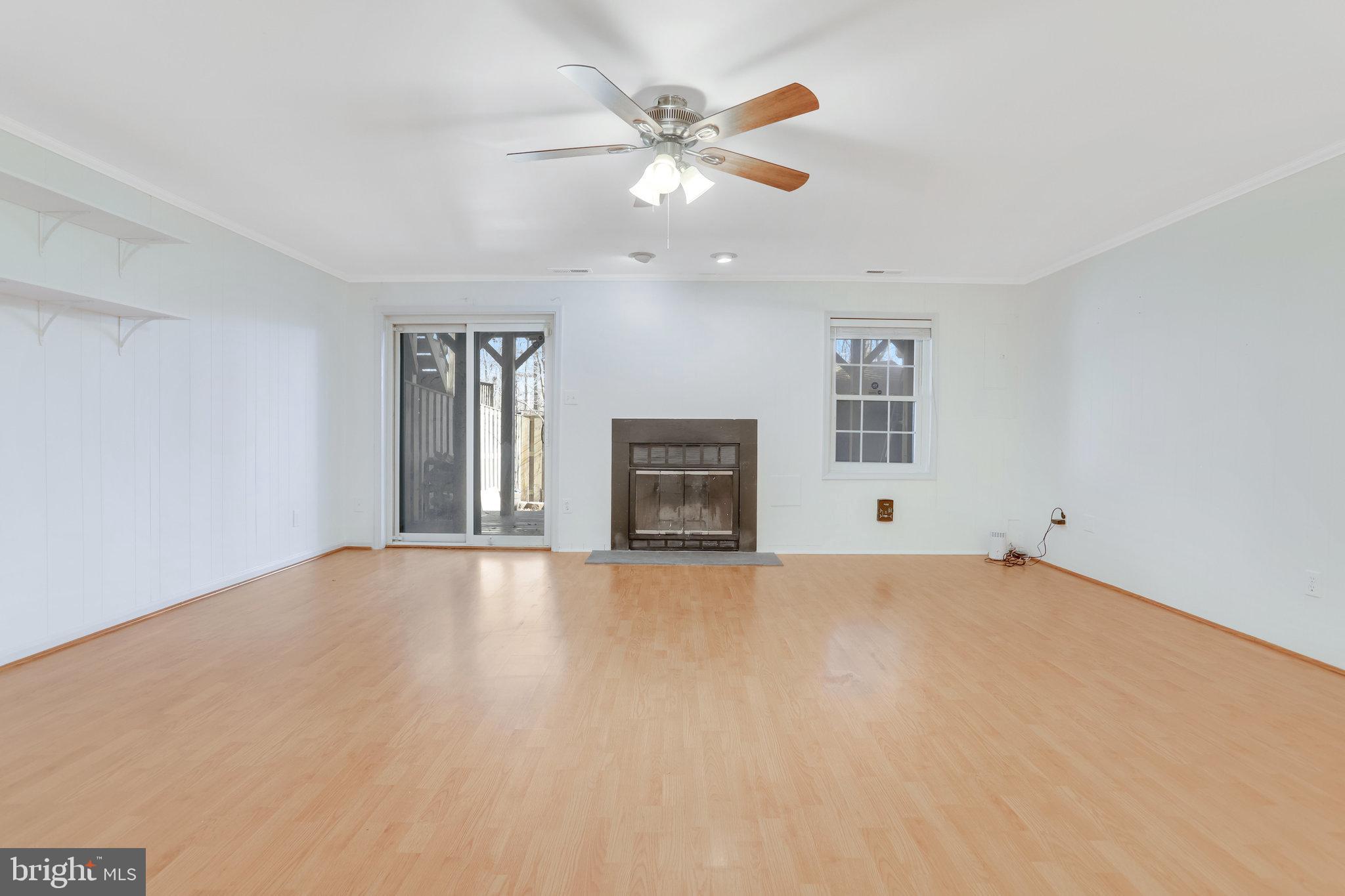 SPRINGFIELD OAKS - Residential Lease