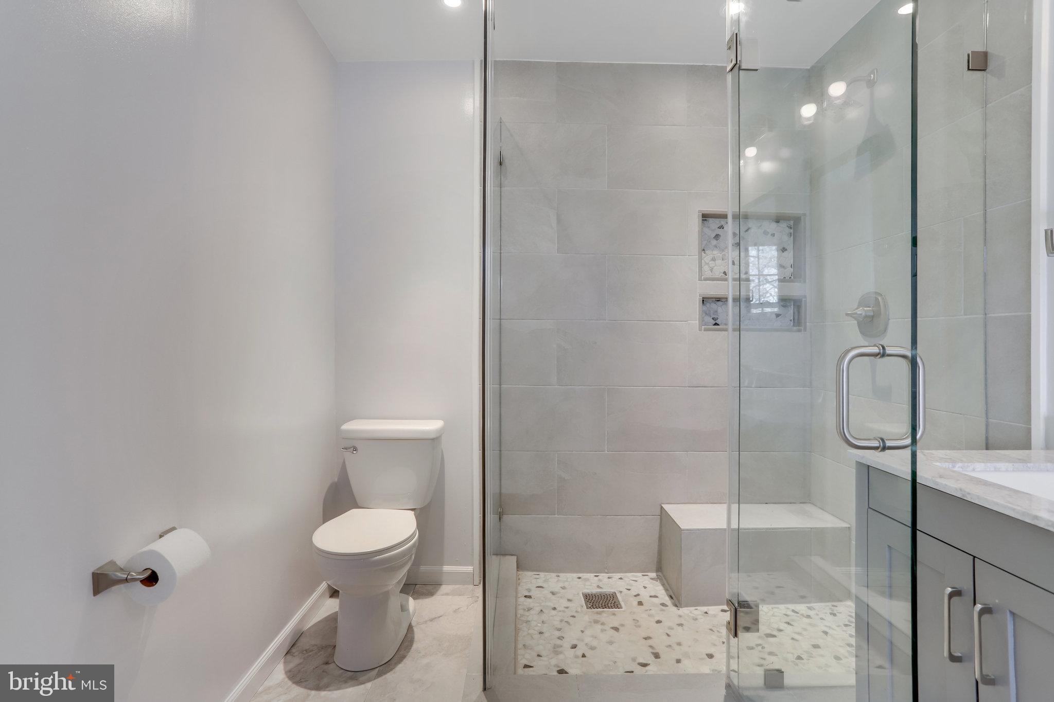 SPRINGFIELD OAKS - Residential Lease