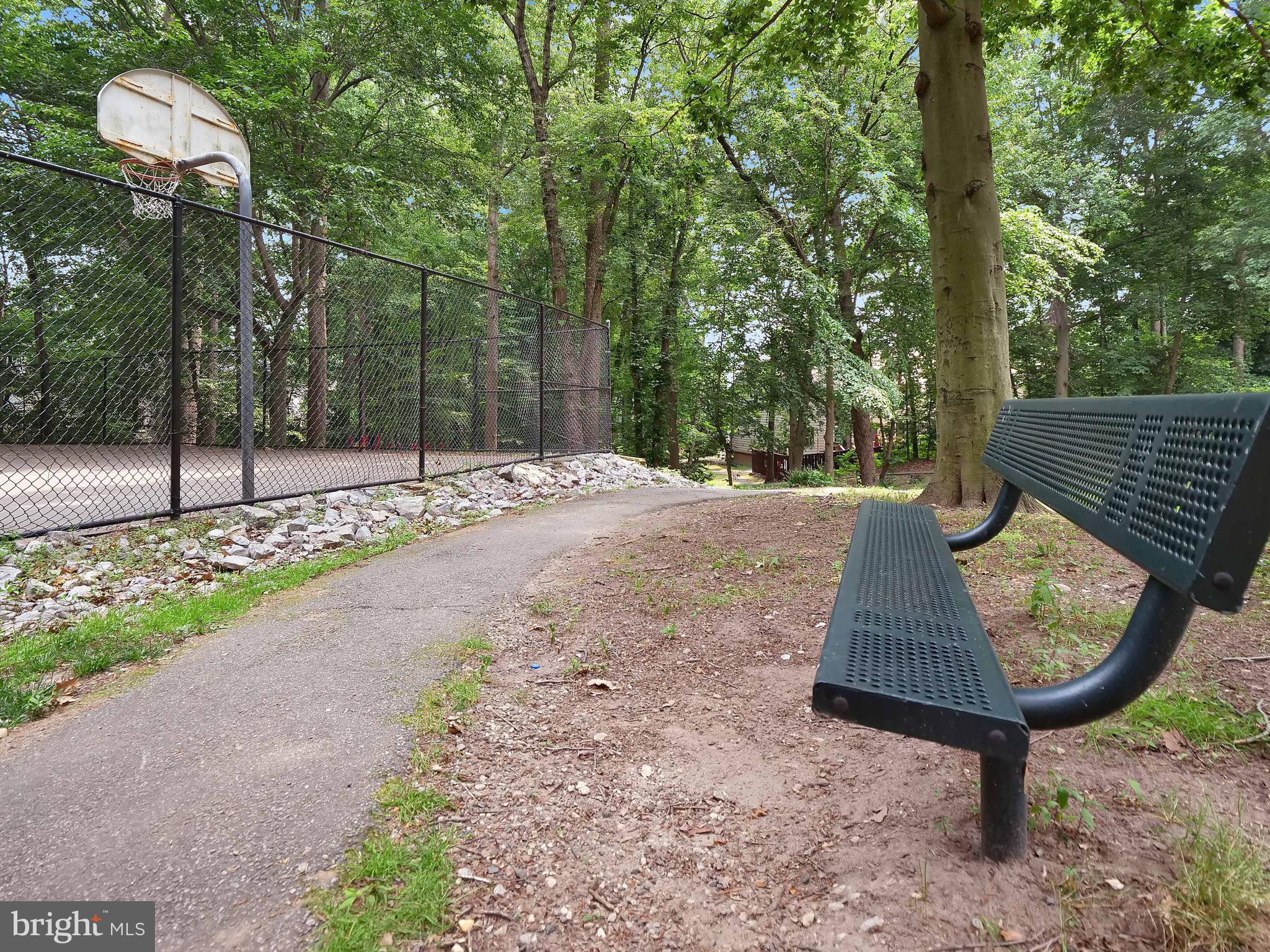 SPRINGFIELD OAKS - Residential Lease