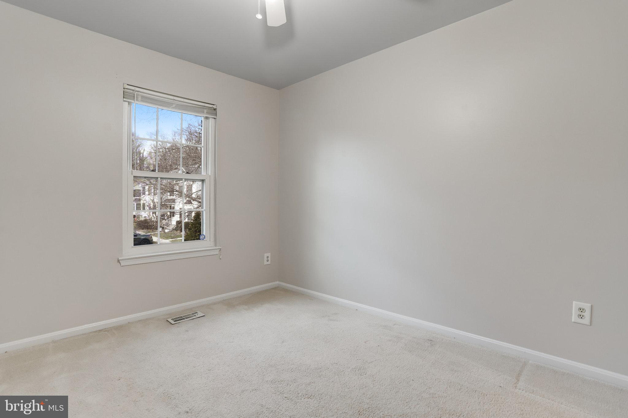 SPRINGFIELD OAKS - Residential Lease