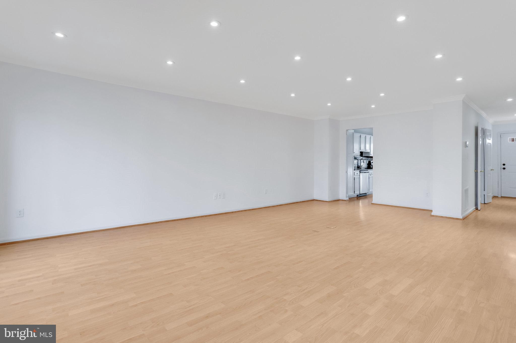 SPRINGFIELD OAKS - Residential Lease