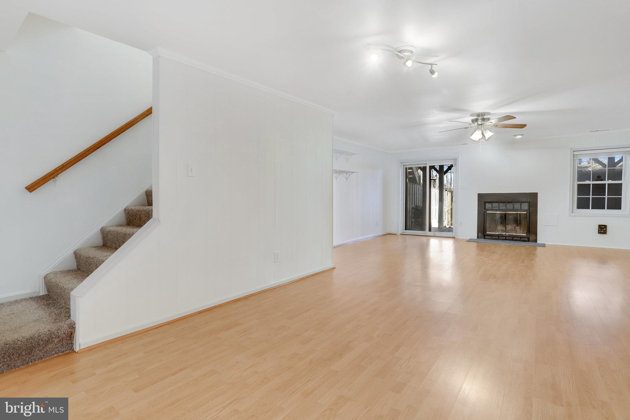 SPRINGFIELD OAKS - Residential Lease