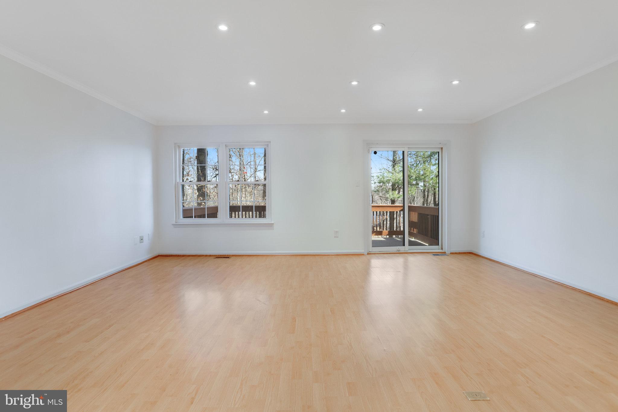 SPRINGFIELD OAKS - Residential Lease