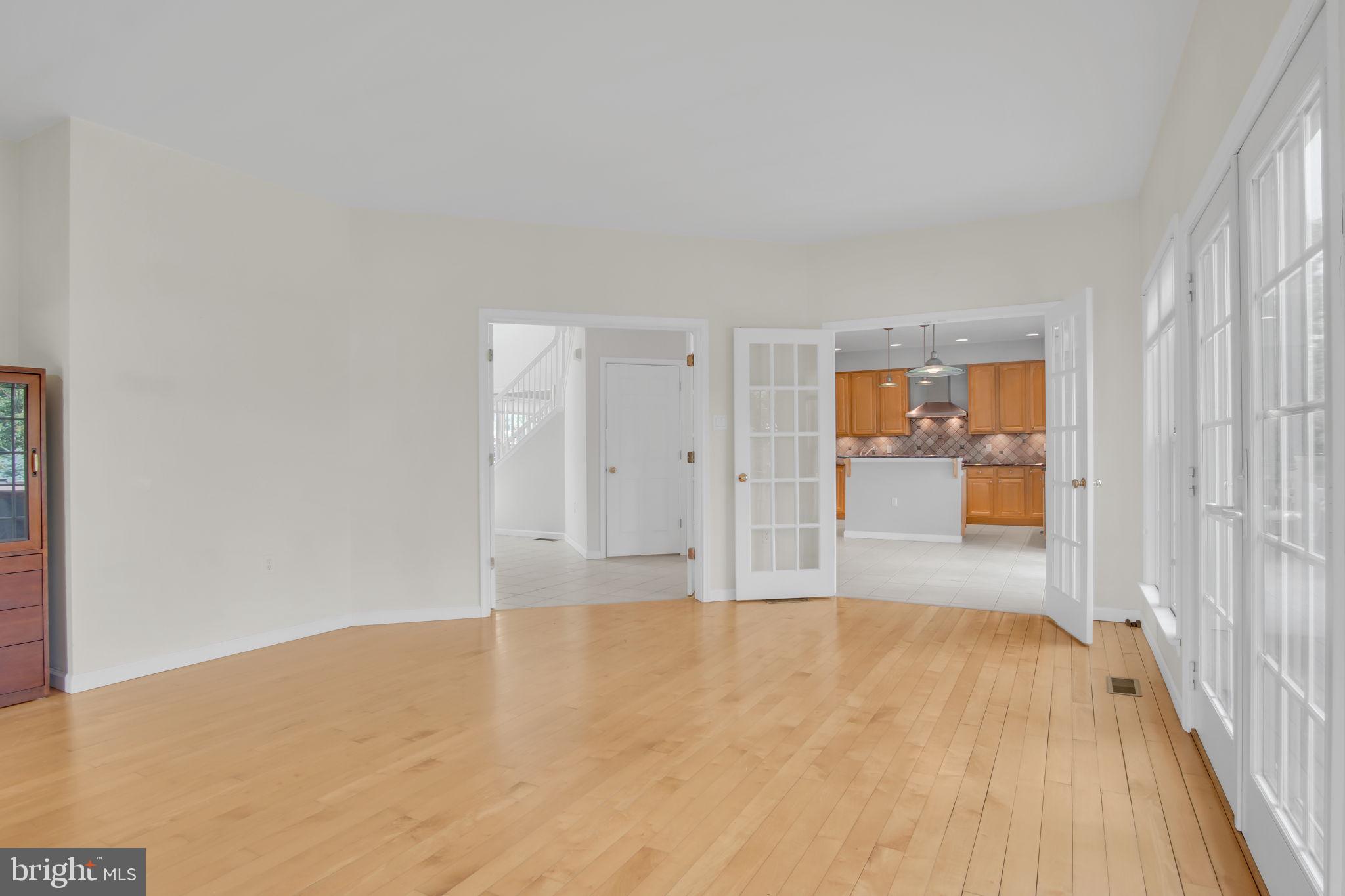 THE HEIGHTS OF BEACON HILL - Residential