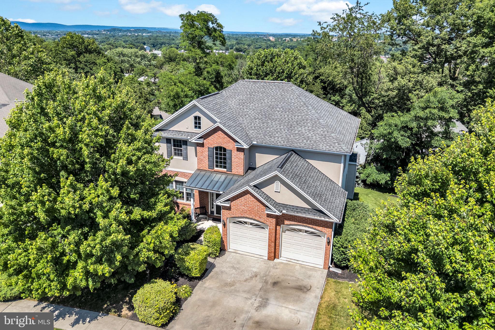 THE HEIGHTS OF BEACON HILL - Residential