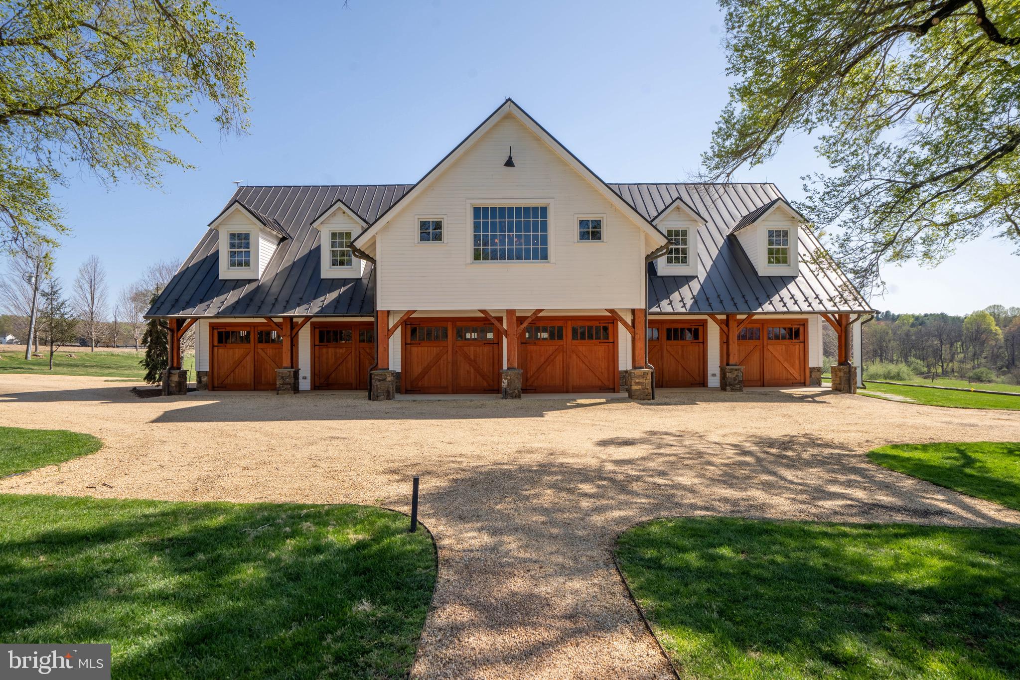 HEDGELAND - Residential