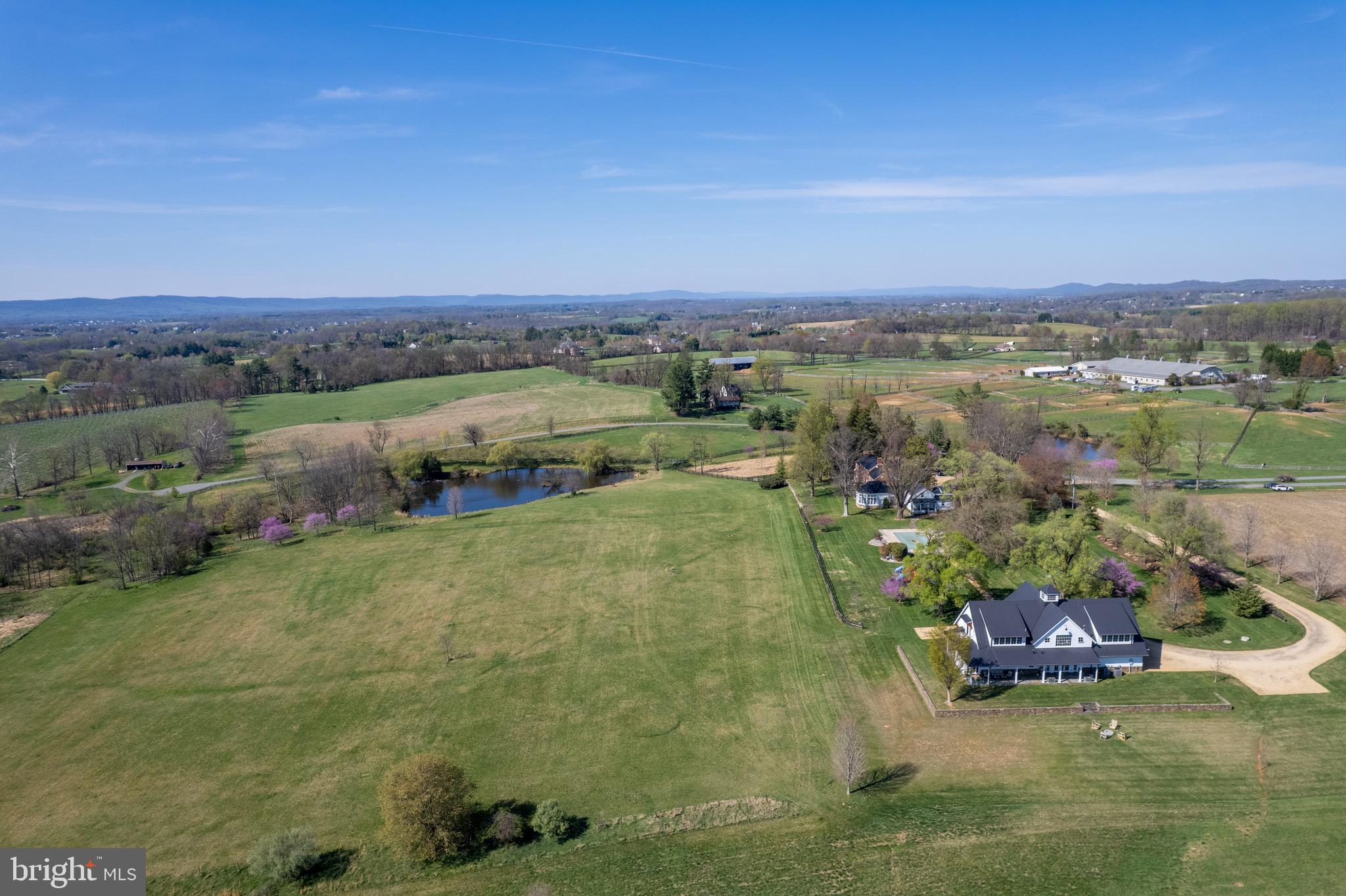 HEDGELAND - Residential