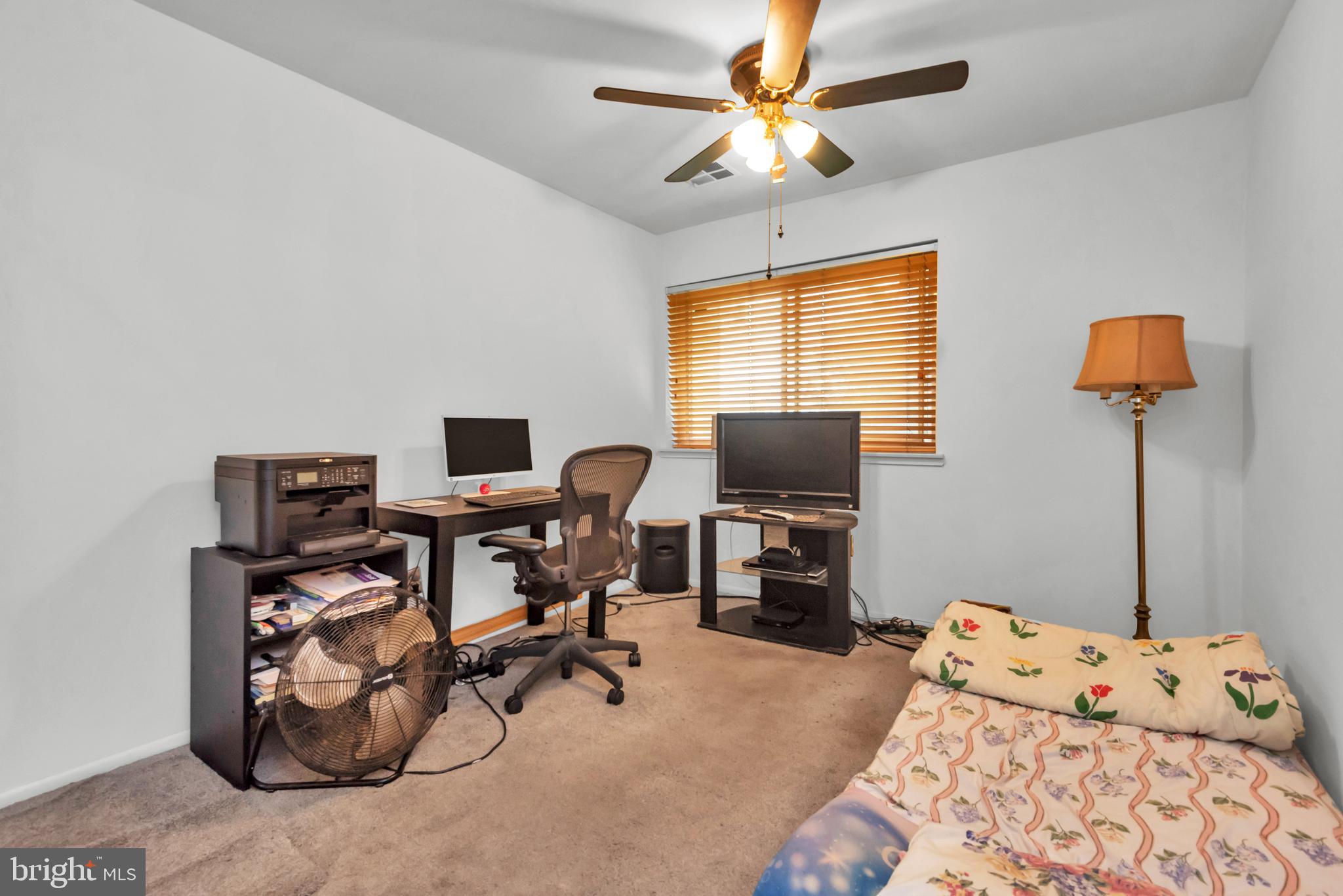 PINES CONDOMINIUM - Residential