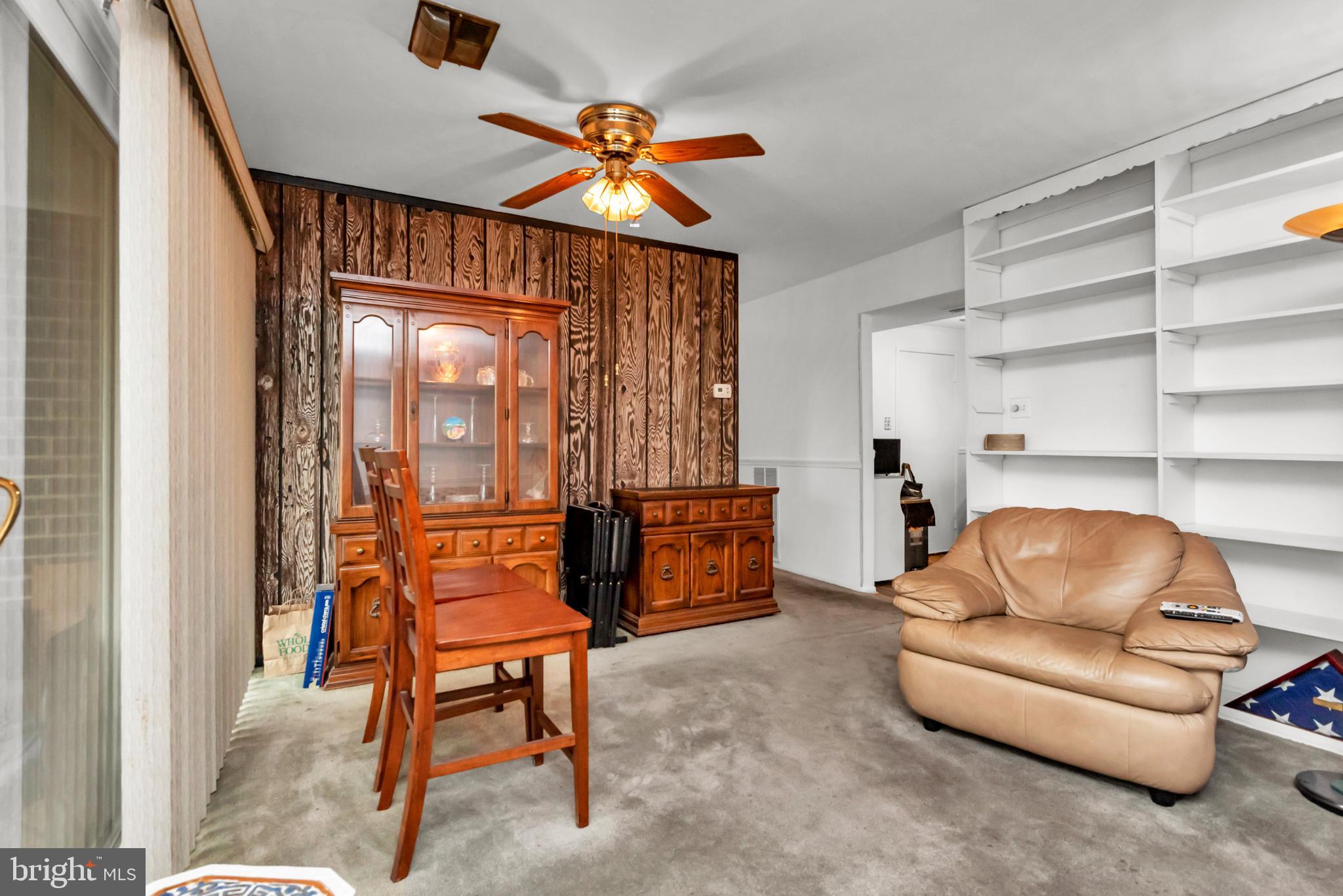 PINES CONDOMINIUM - Residential