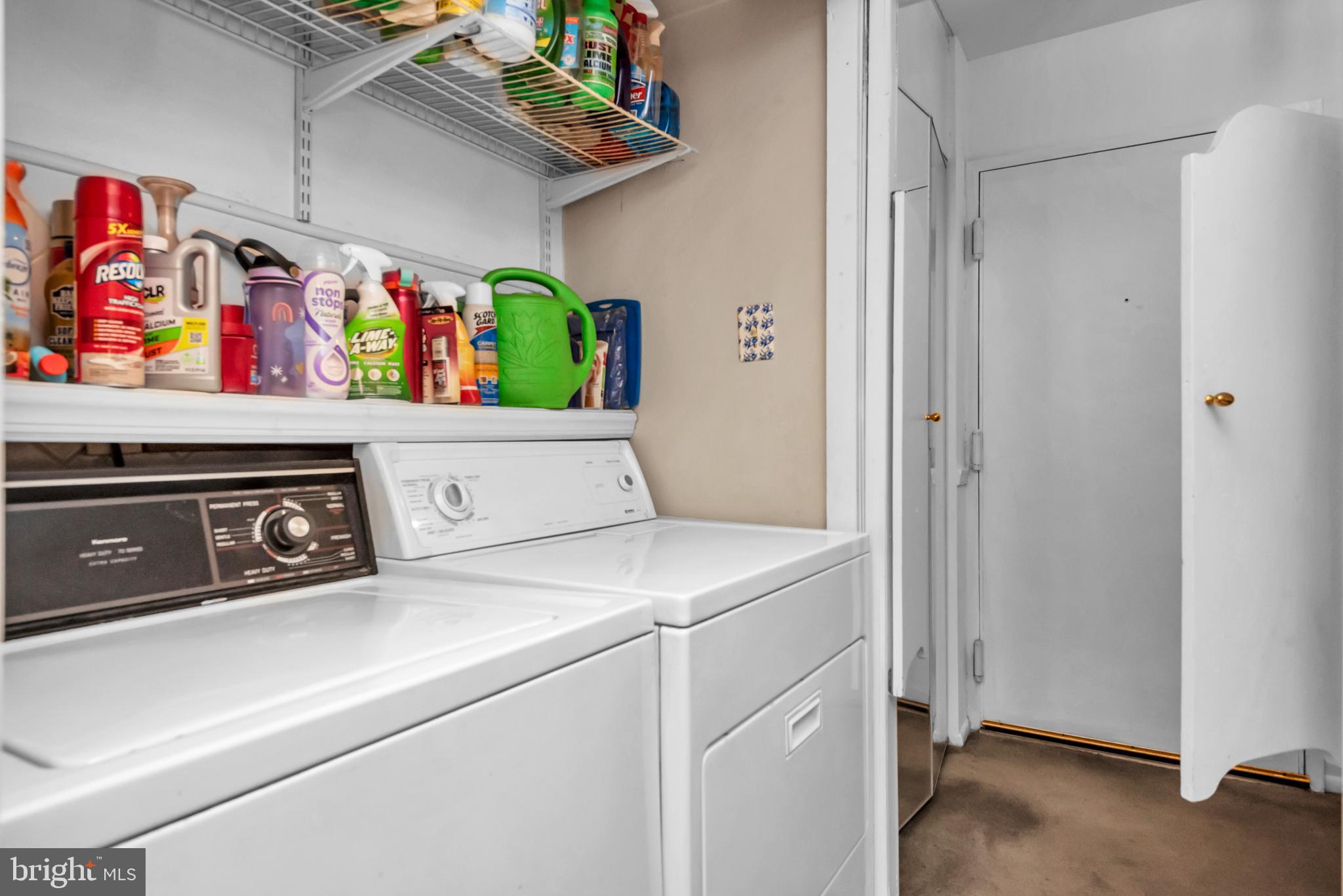 PINES CONDOMINIUM - Residential