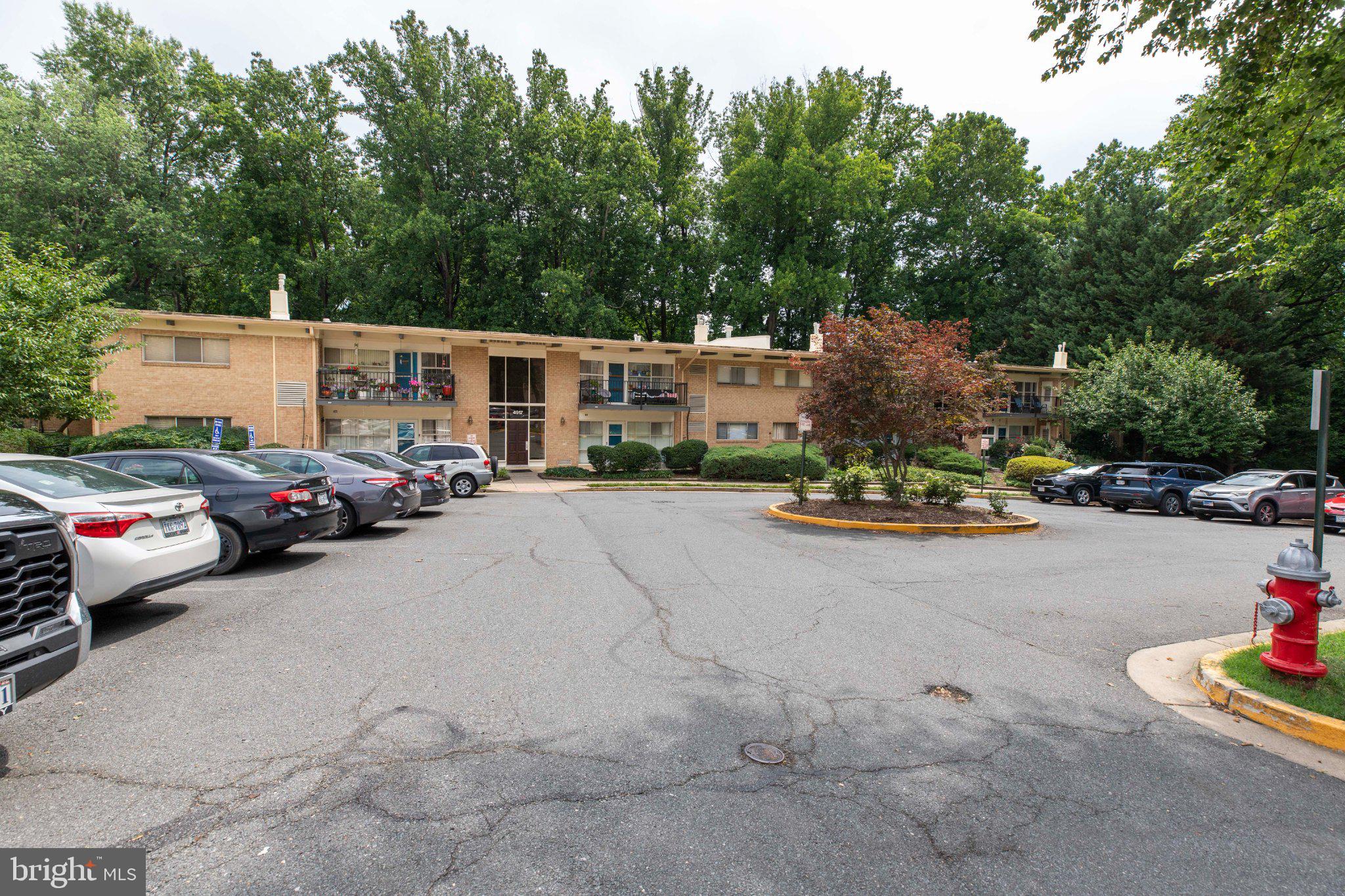 FAIRFAX HERITAGE - Residential