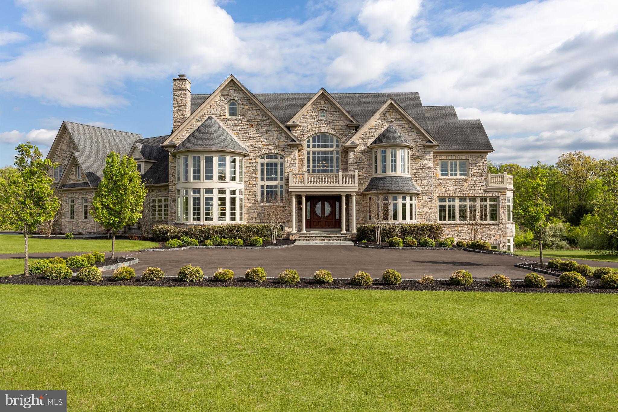 CREEKS BEND - Residential