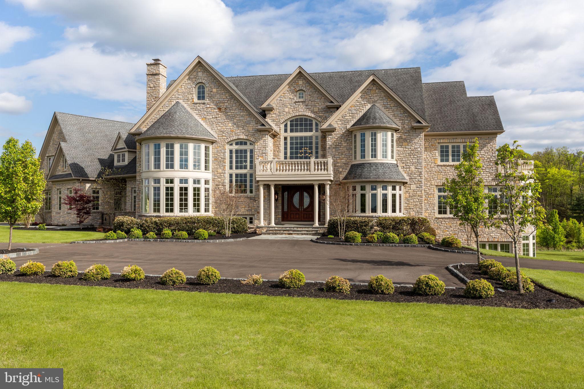 CREEKS BEND - Residential