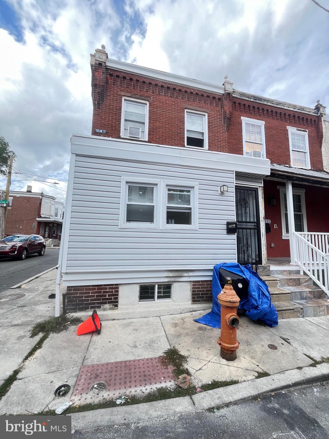 ELMWOOD PARK - Residential