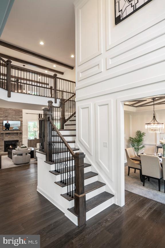 MAPLE RIDGE ESTATES - Residential