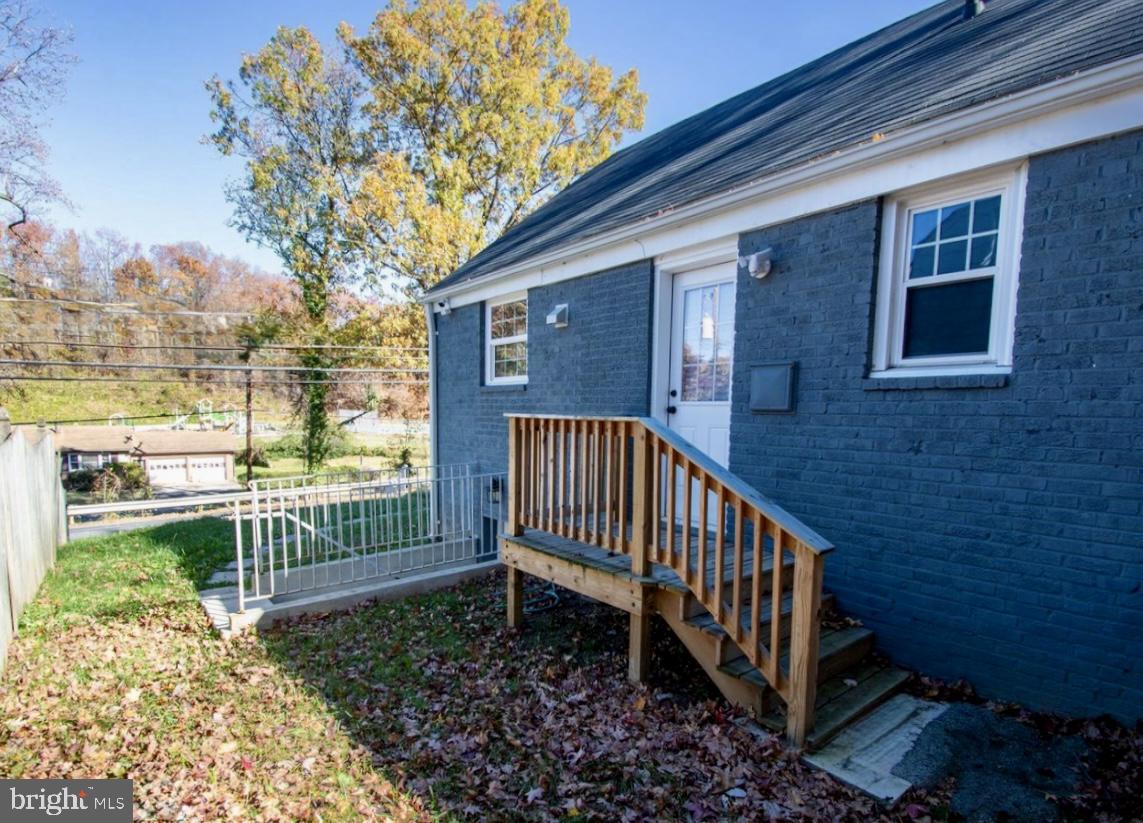 DEFENSE HEIGHTS - Residential