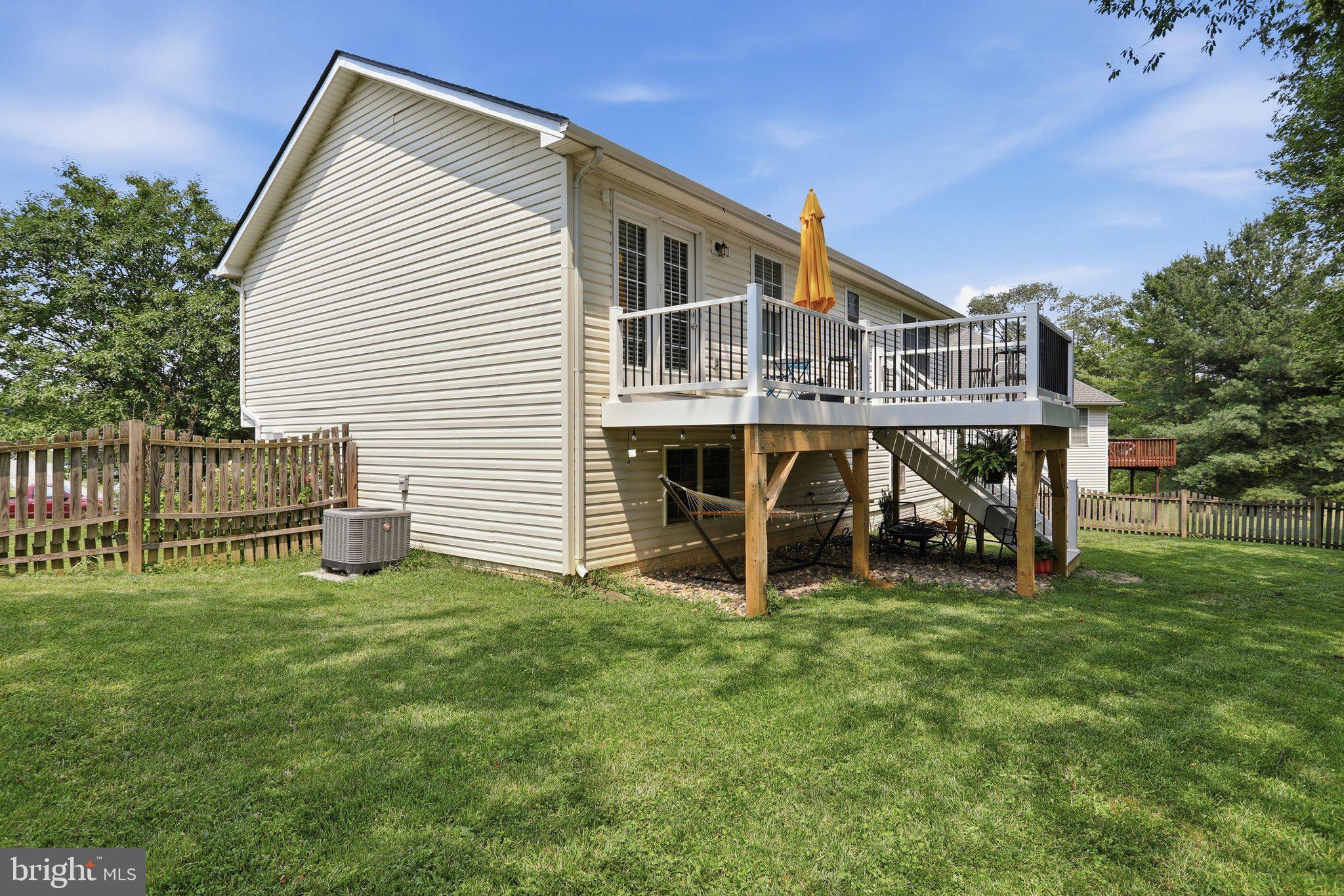 BRIAR RUN - Residential