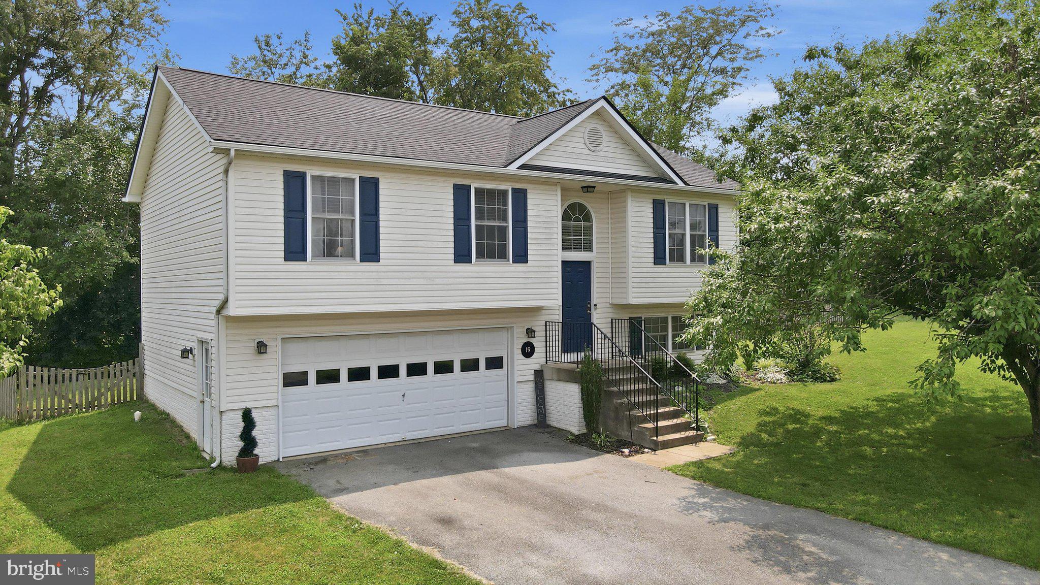 BRIAR RUN - Residential