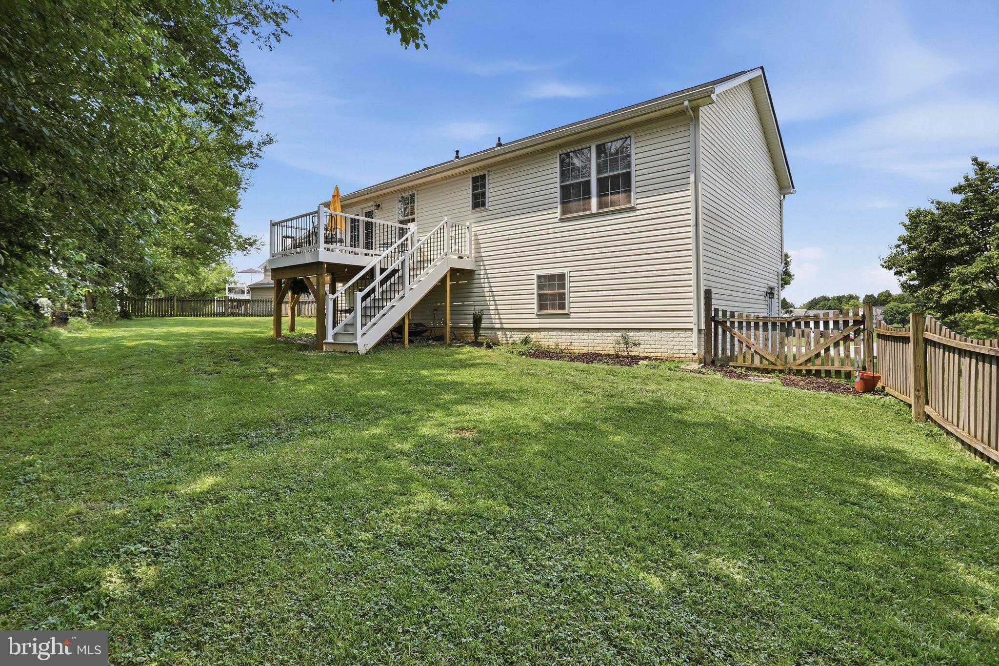 BRIAR RUN - Residential