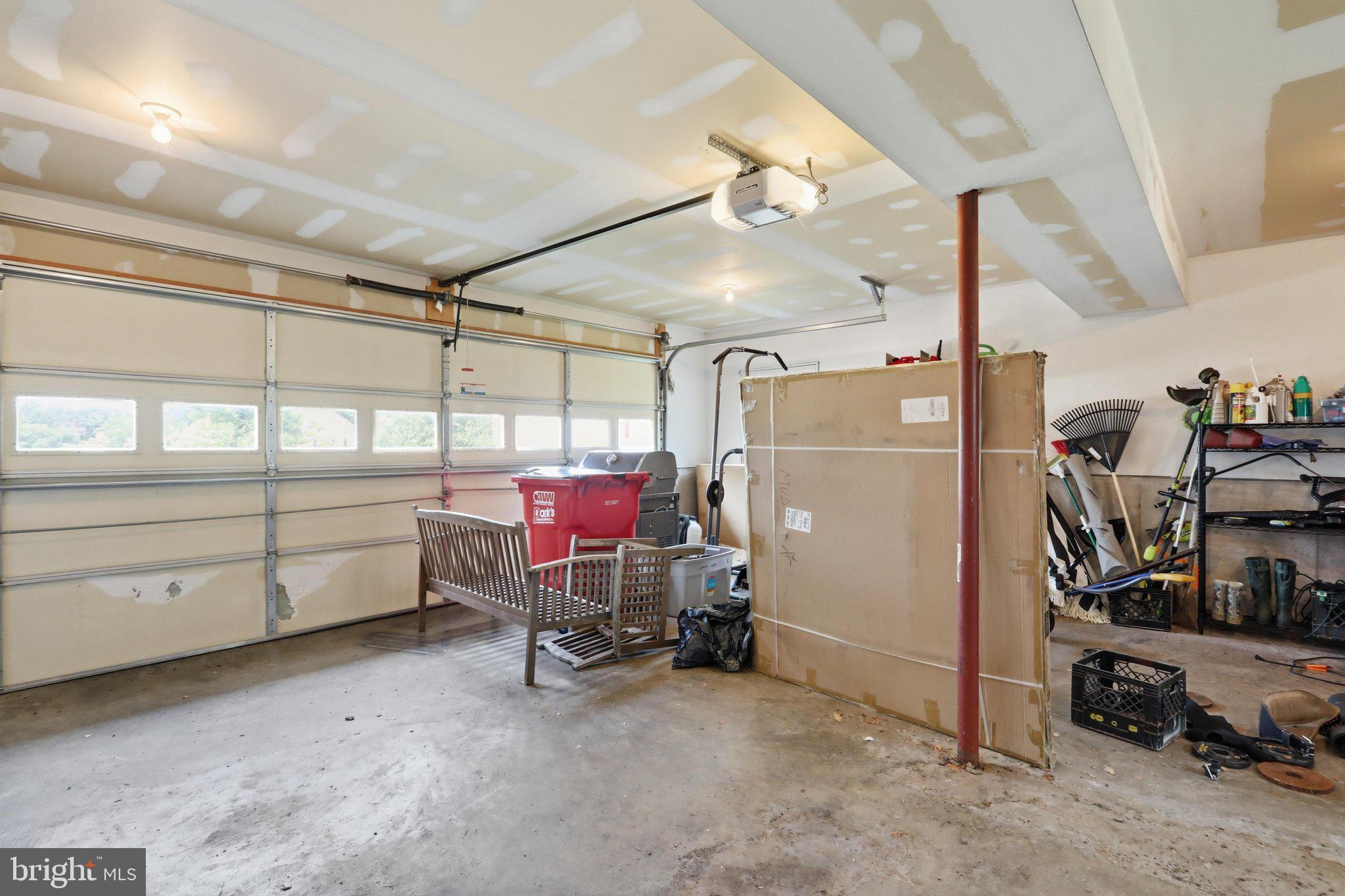 BRIAR RUN - Residential