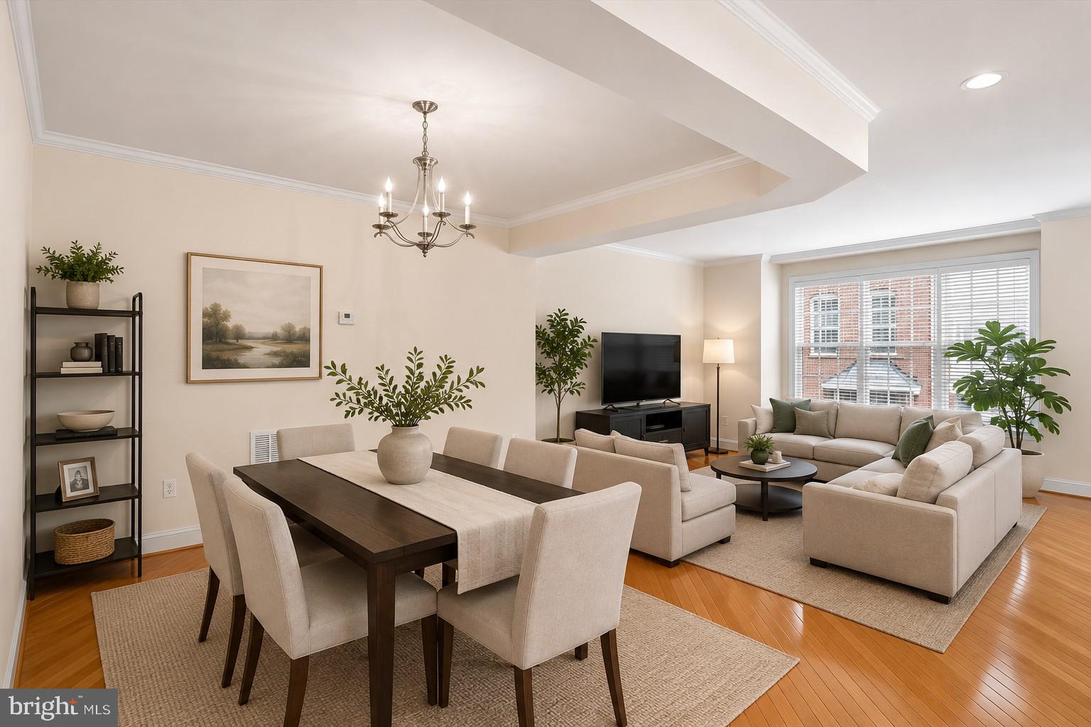 FORTNIGHTLY SQUARE - Residential