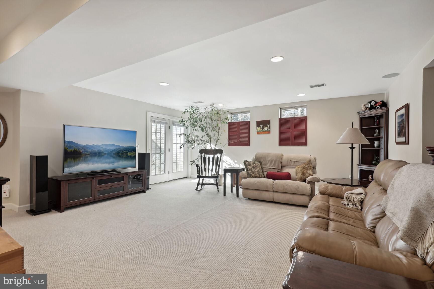 BERKSHIRE WOODS - Residential